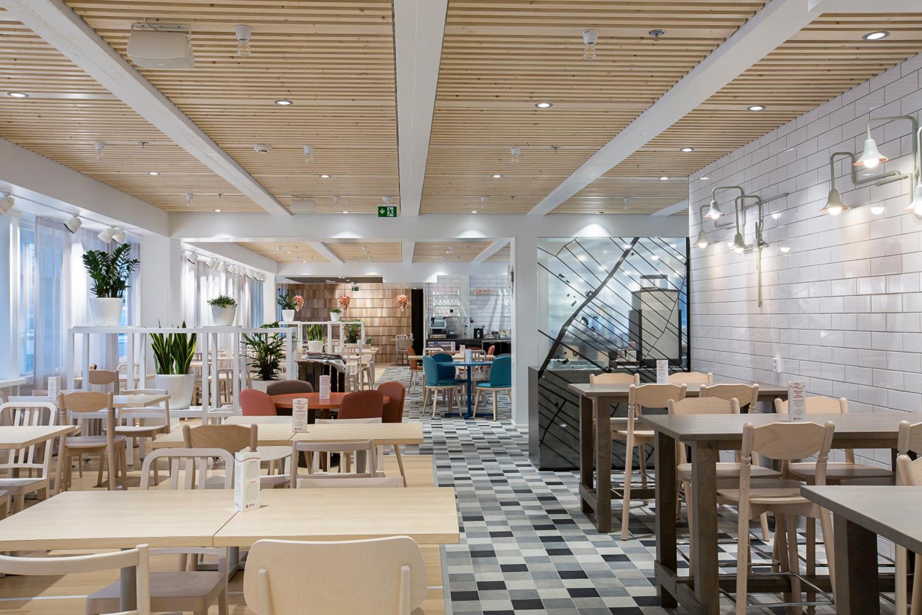 Oulu Vacations - Original Sokos Hotel Arina Oulu - Property Image 12