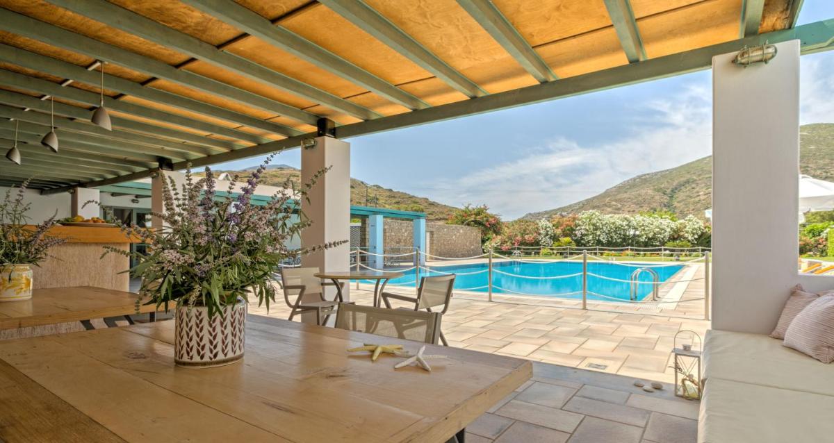 outdoor BBQ area