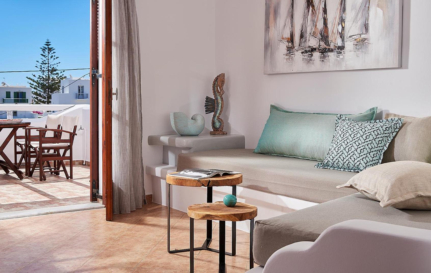 Mirabeli Apartments & Suites