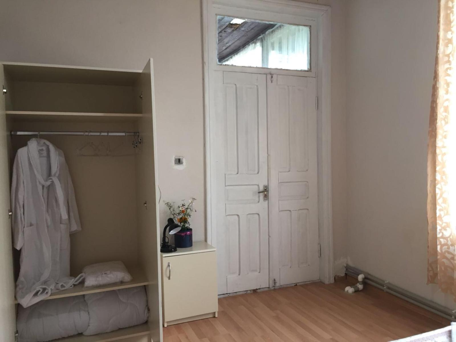 Lazuri Keria Family Guesthouse