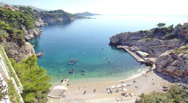SerendipitY DubrOvniK CentrE-Free ParkinG