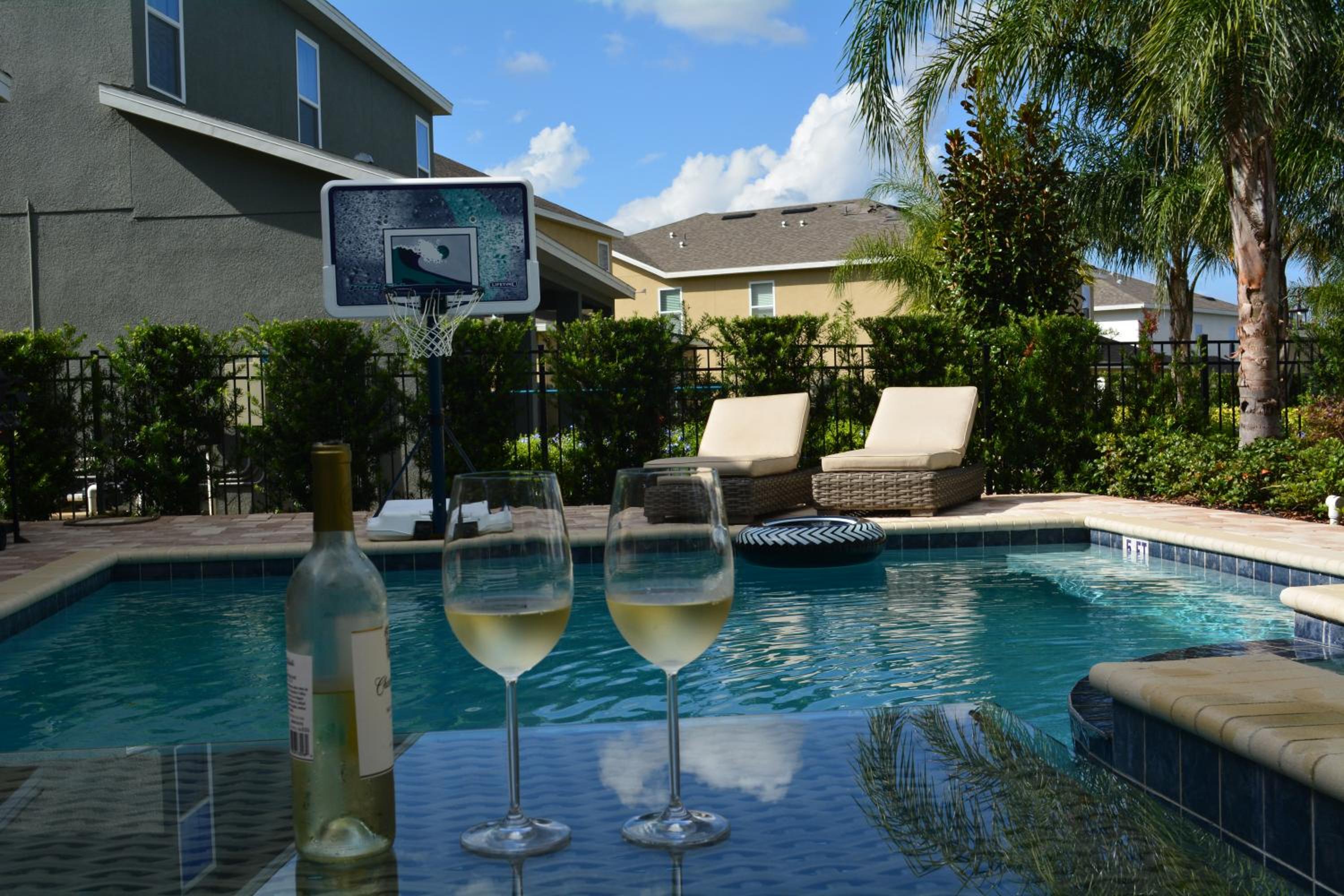Disney Dreams Luxury Home with Private Water Park - Image 3