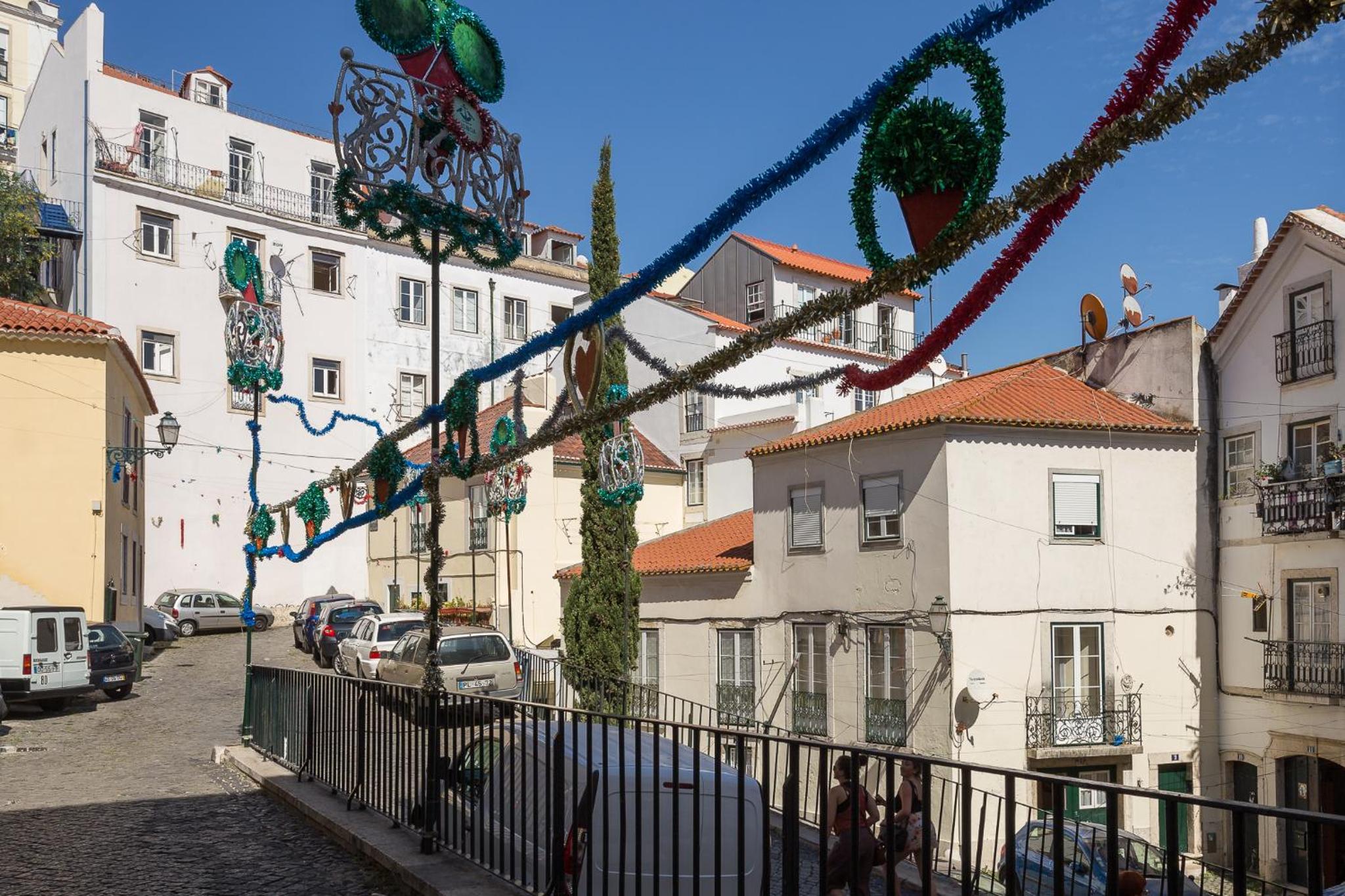 Design Apartment in Typical Alfama