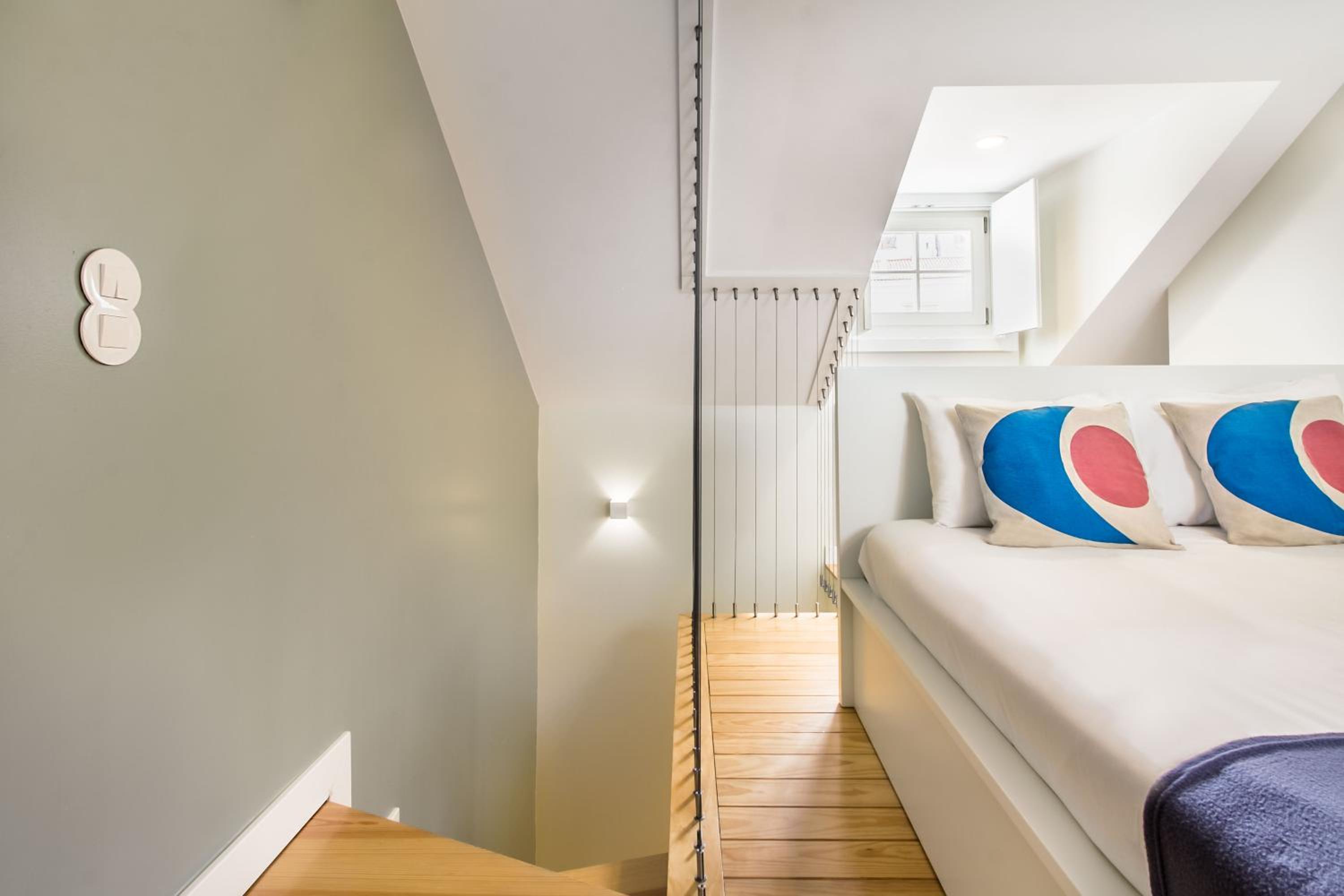 Design Apartment in Typical Alfama