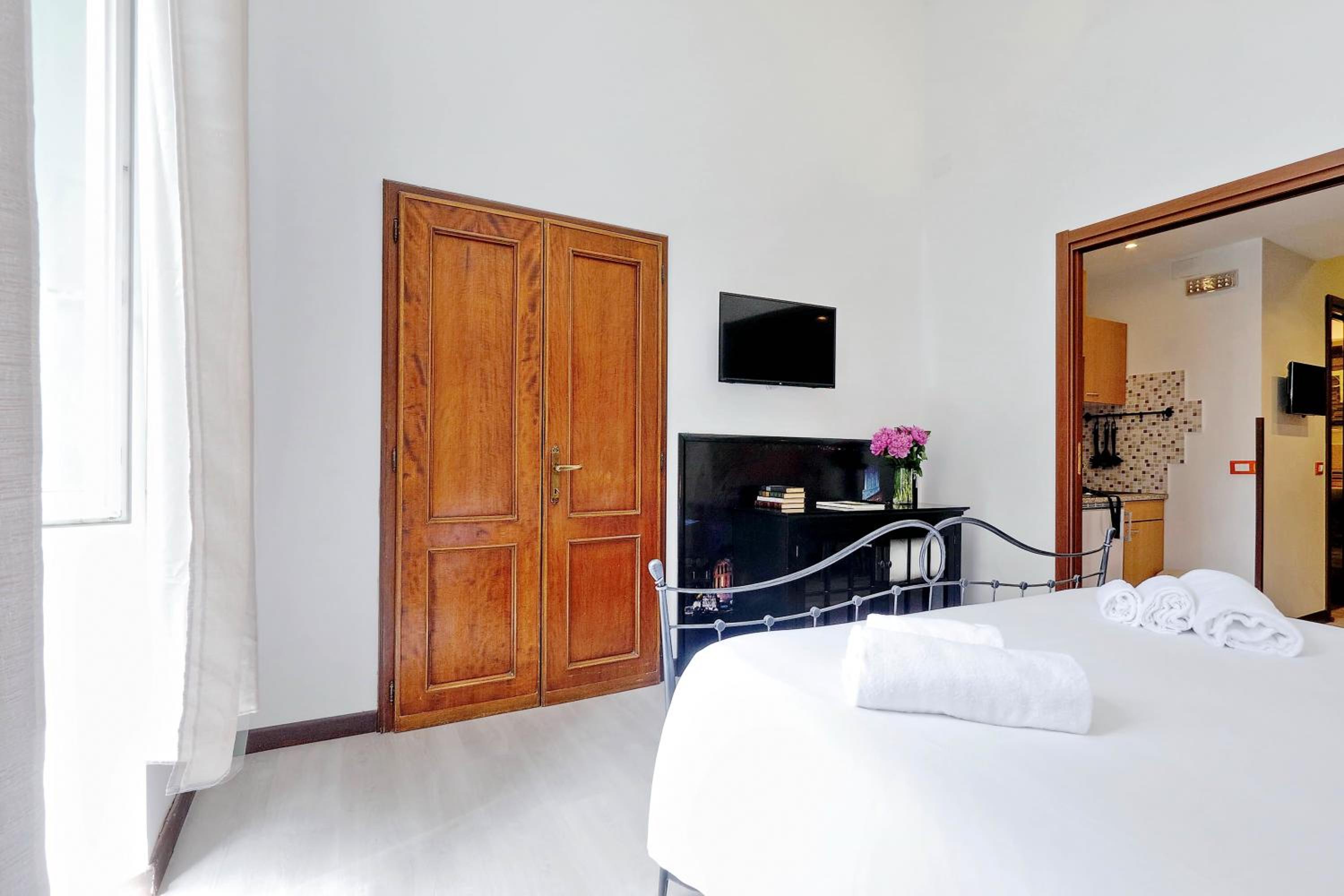 4BNB - Cavour Square Apartment