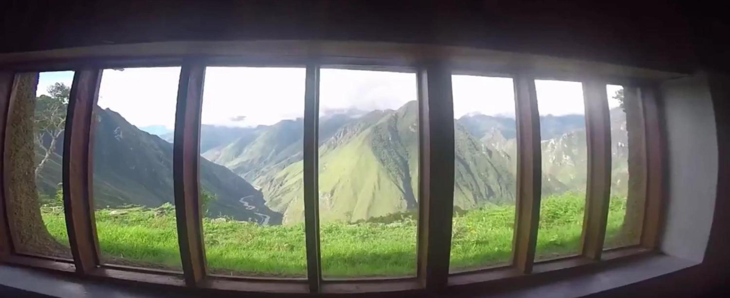 Llactapata Lodge overlooking Machu Picchu - camping - restaurant