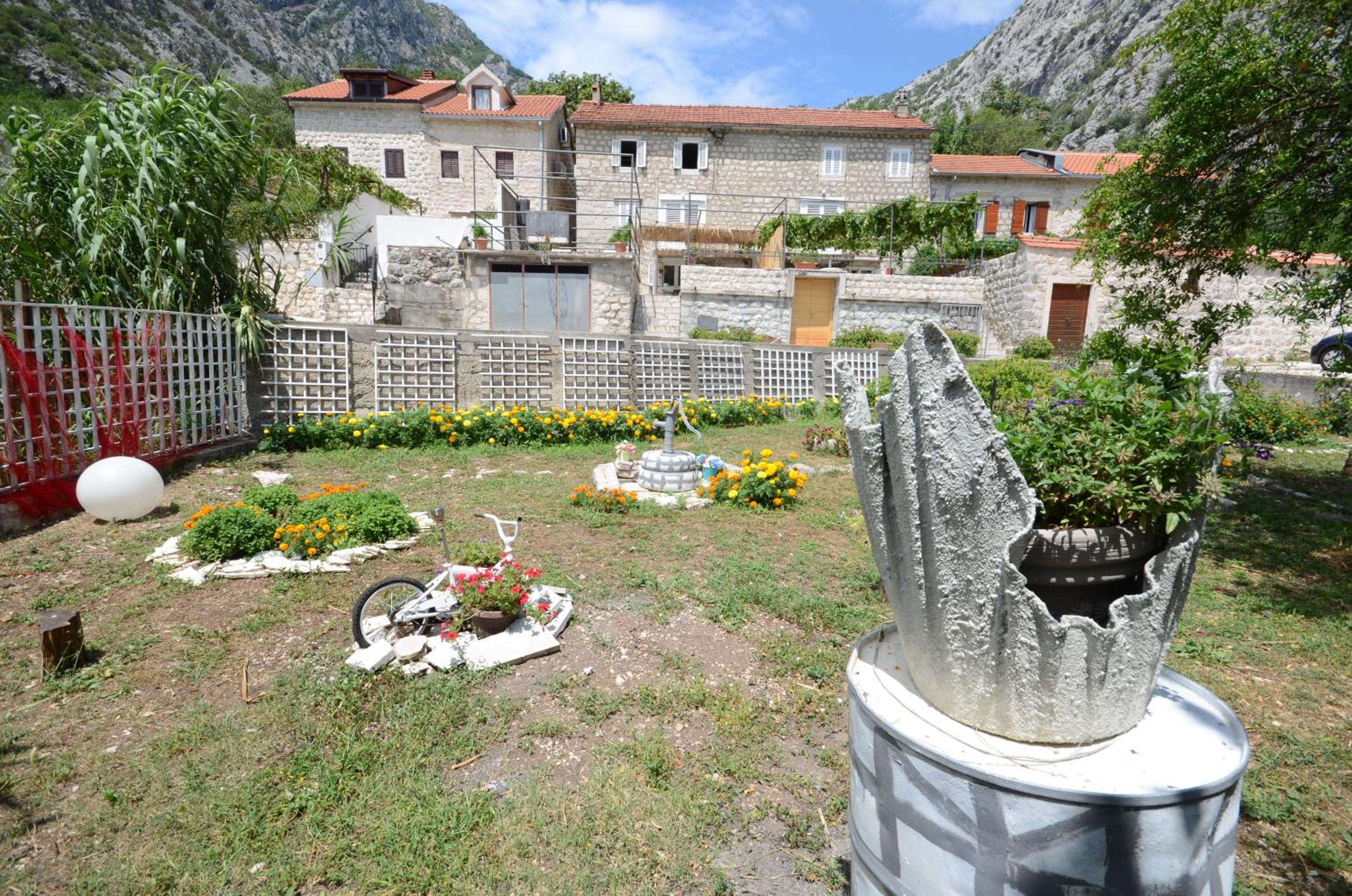 Photo 22