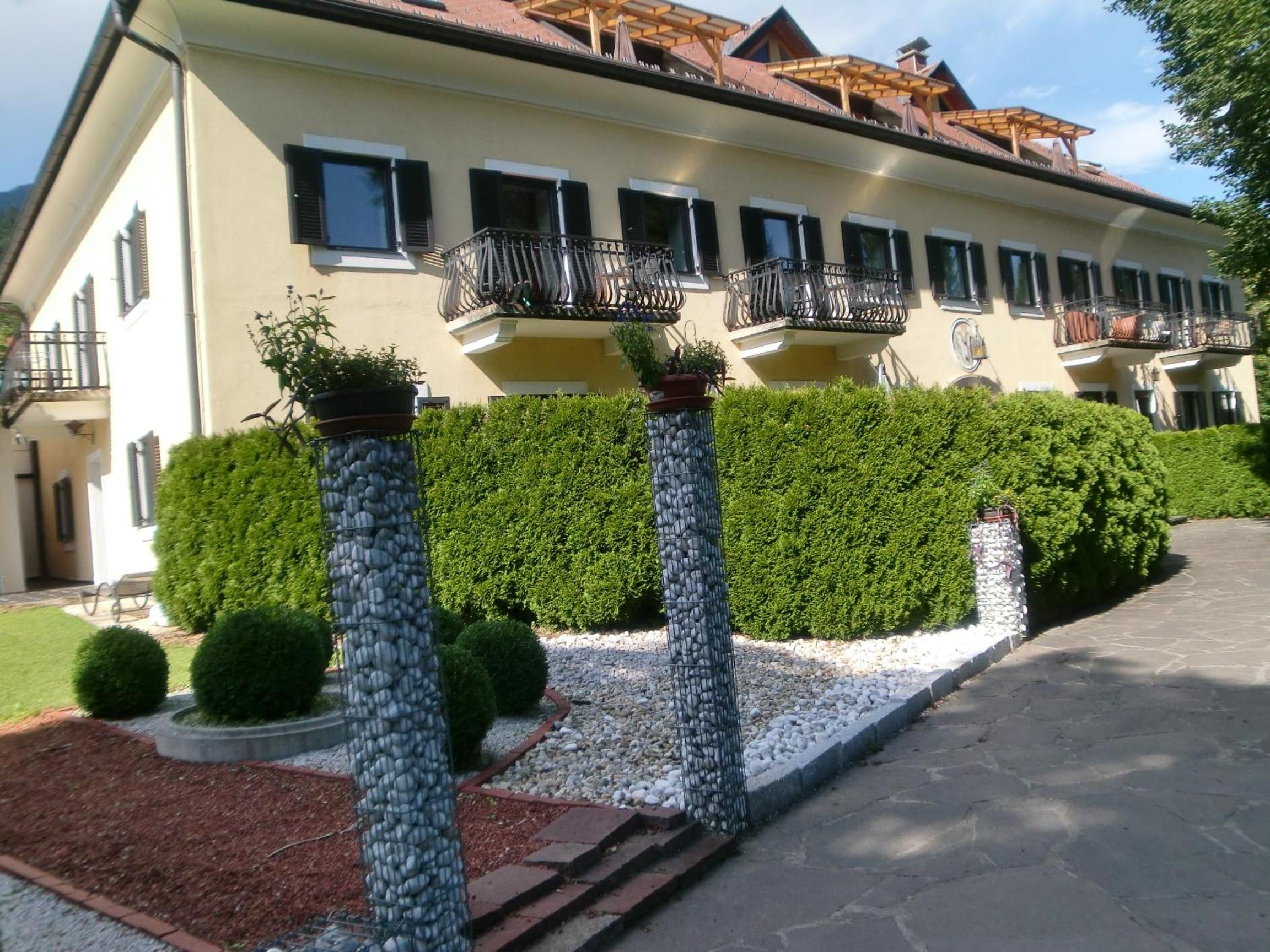 Garten- & Loggia-Appartement HERRENHAUS