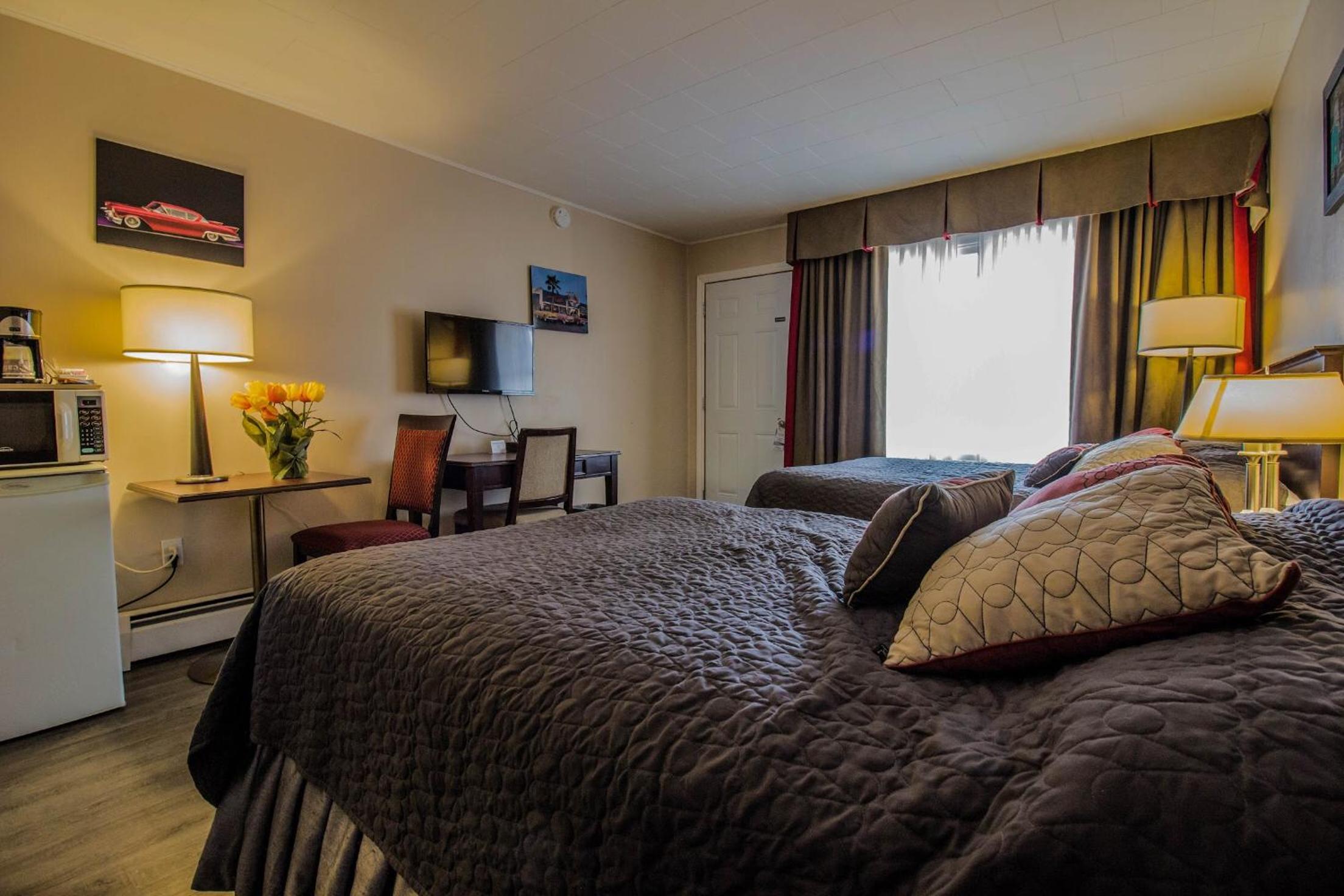 Charlottetown Vacations - The White Horse Motel - Property Image 5
