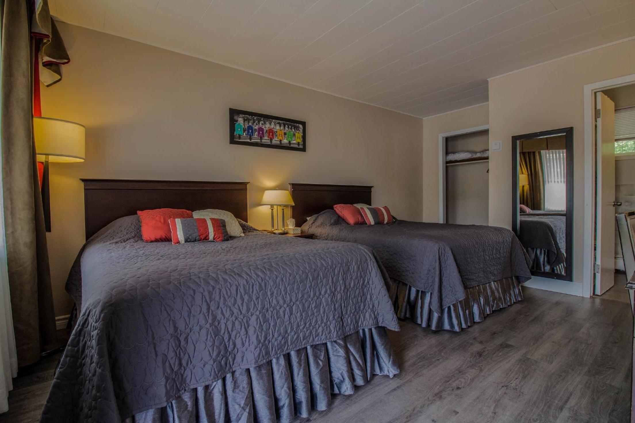 Charlottetown Vacations - The White Horse Motel - Property Image 30