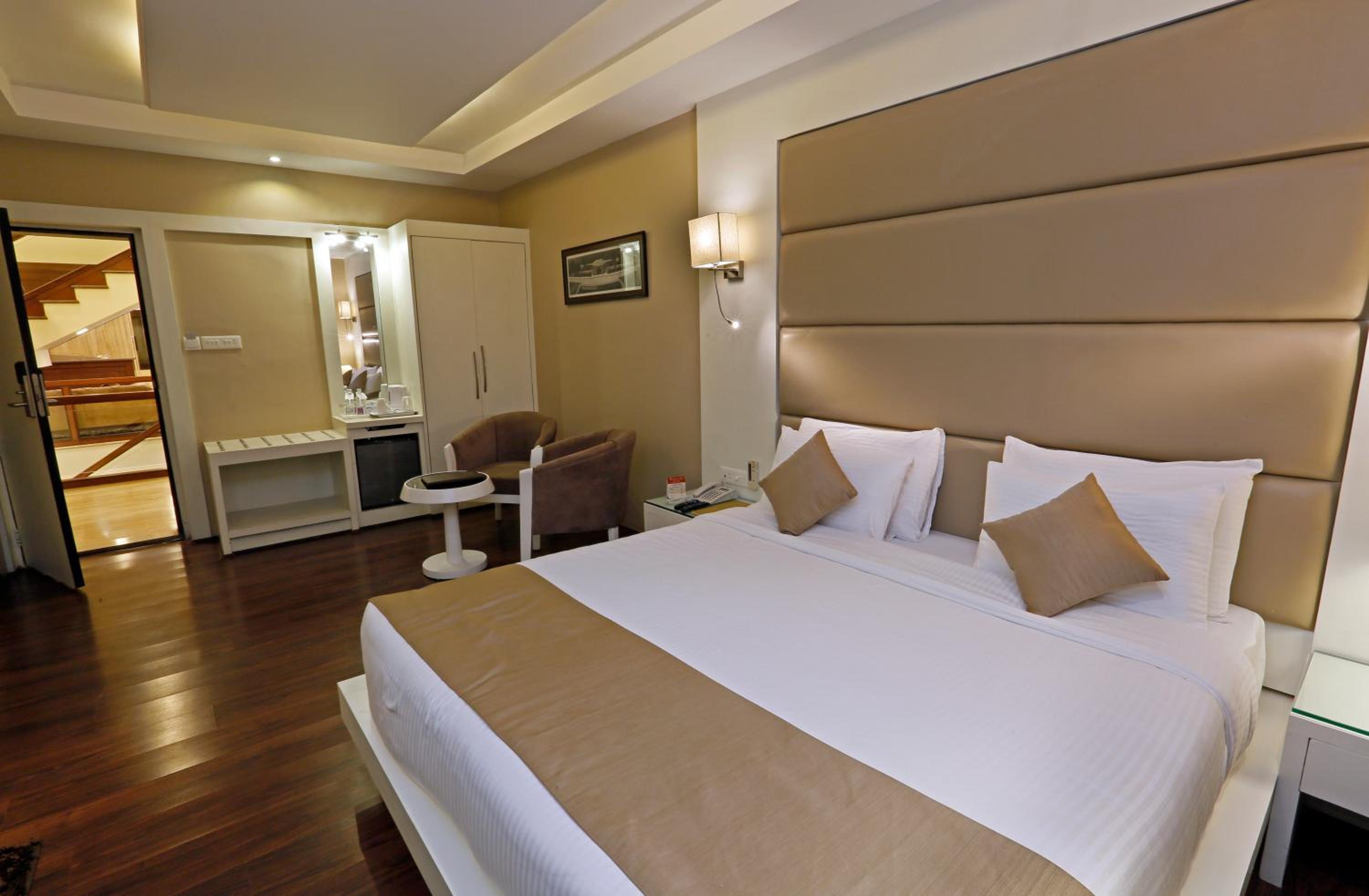 Clarks inn srinagar