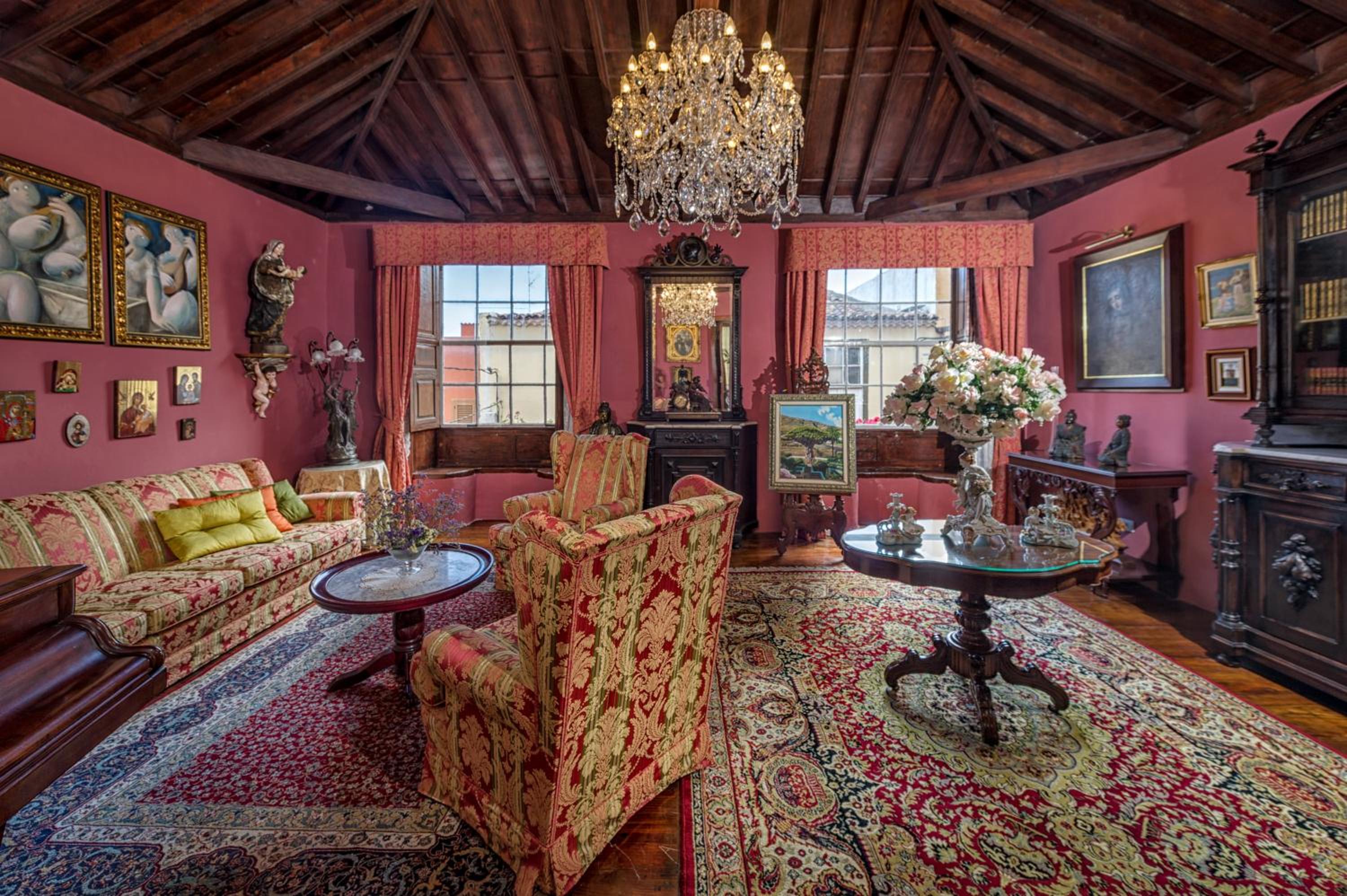Hotel Emblemático San Marcos en Icod de los Vinos — lounge