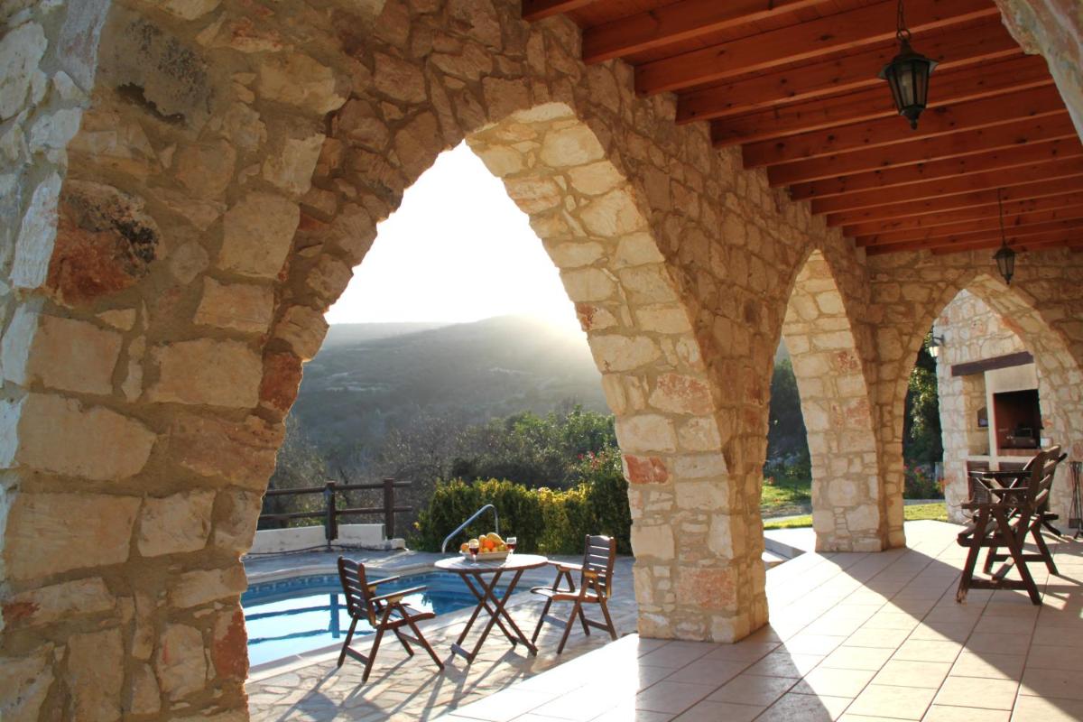 Hotel Villa for rent in MILIOU close to Lachi & Peyia - Image 1