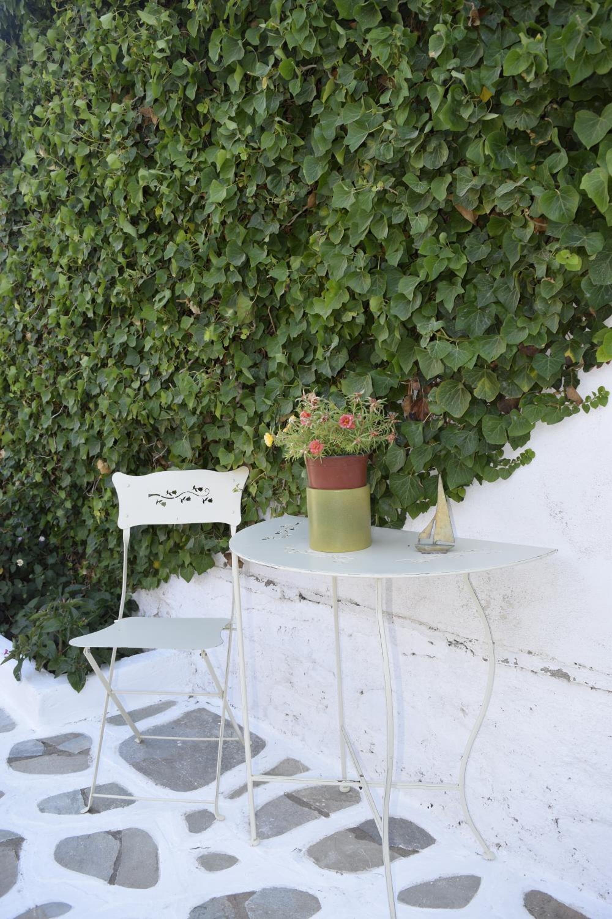 Tzane Studios & Apartments - Steps away from Golden Beach view 4