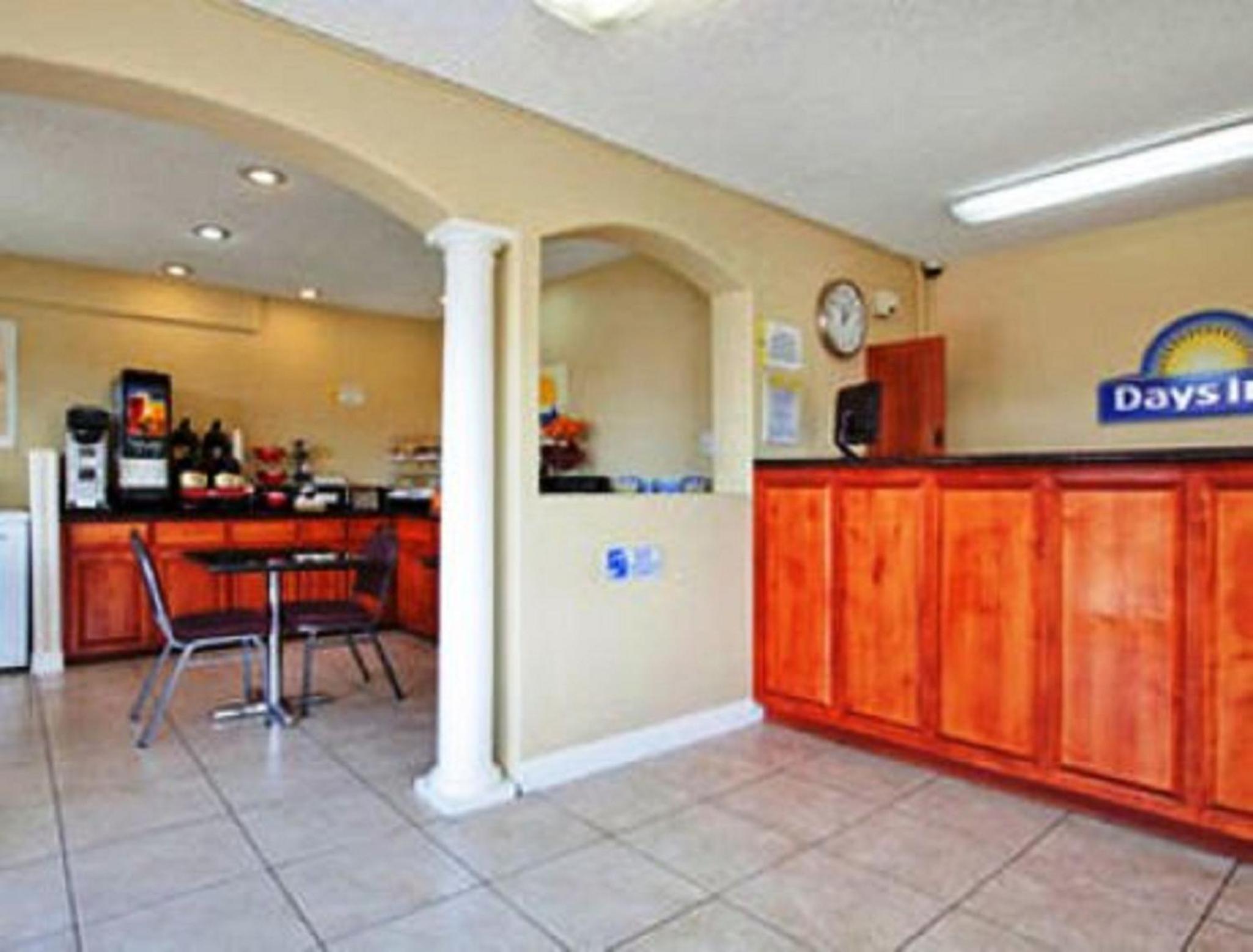 Turlock Vacations - Days Inn by Wyndham Turlock - Property Image 31