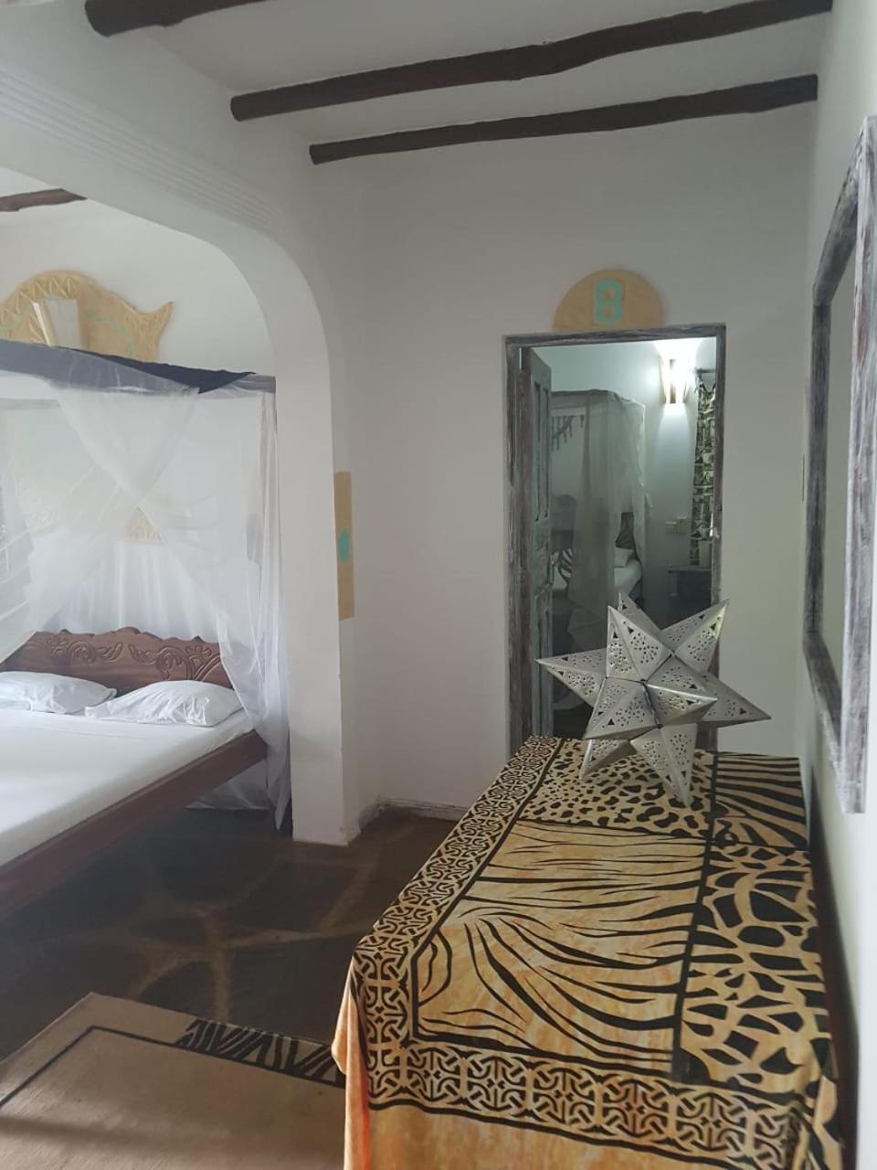 Marine Holiday House