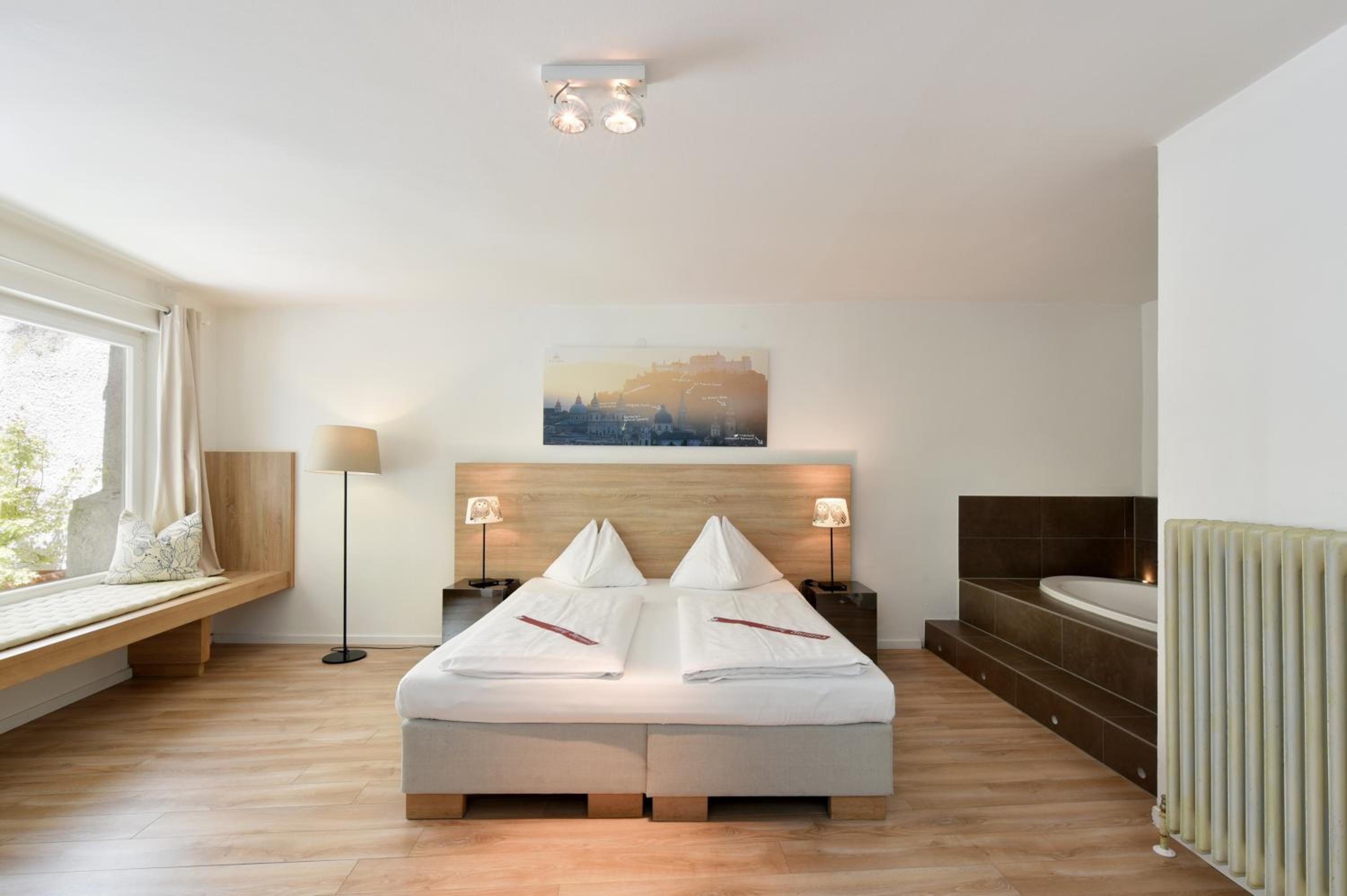 Salzburg Vacations - Hotel Krone 1512 - Property Image 24