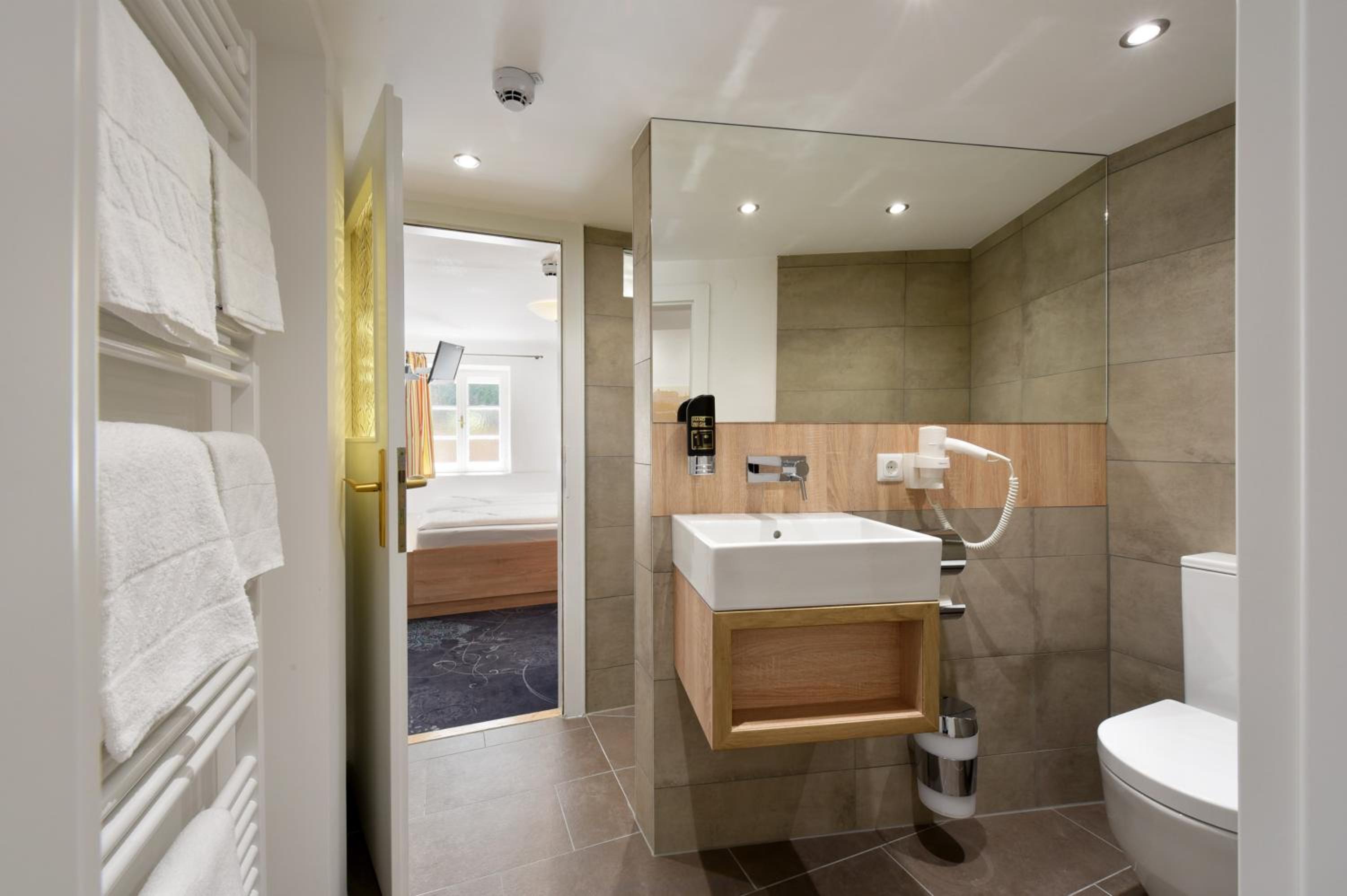 Salzburg Vacations - Hotel Krone 1512 - Property Image 10