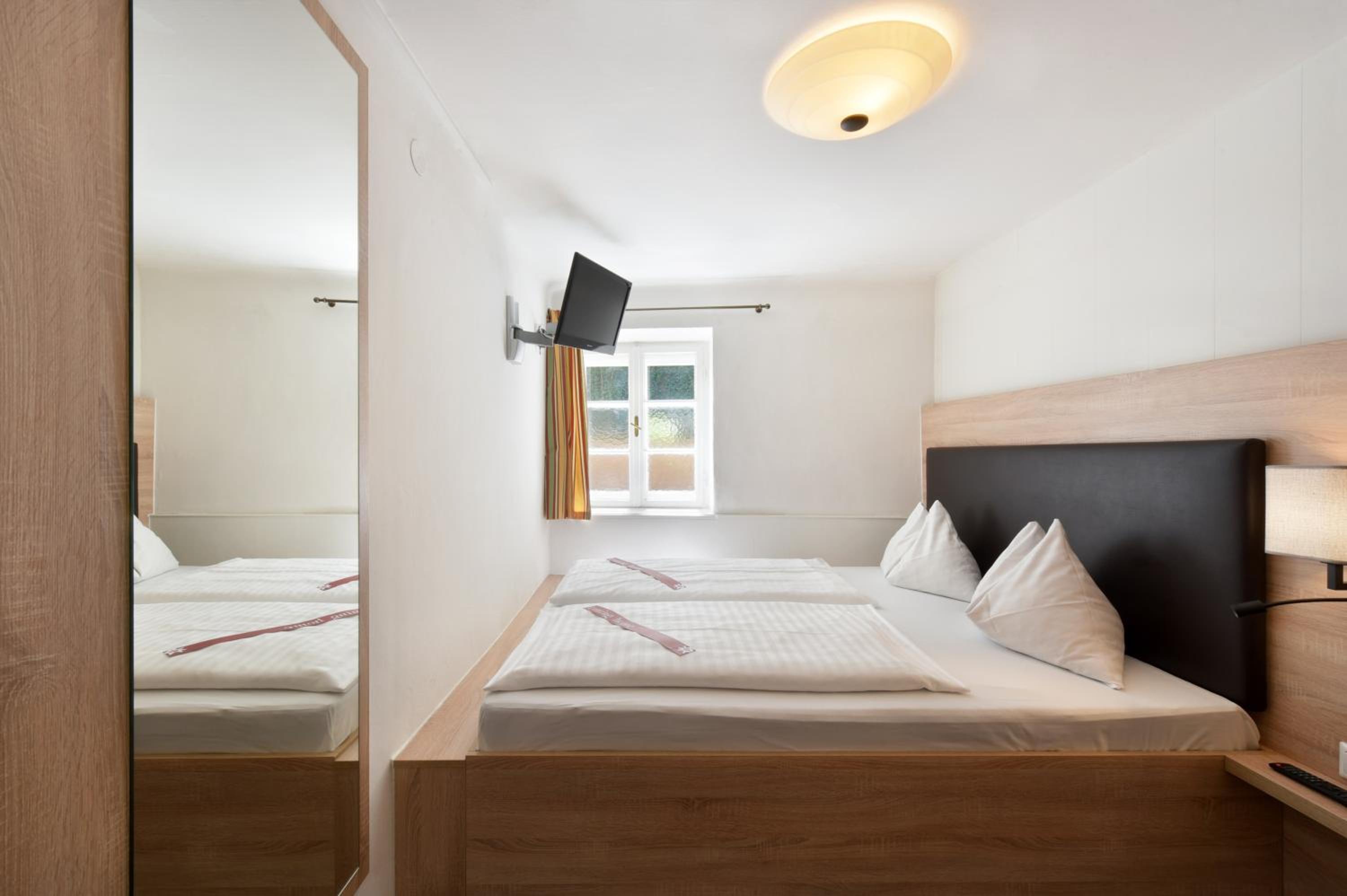 Salzburg Vacations - Hotel Krone 1512 - Property Image 27