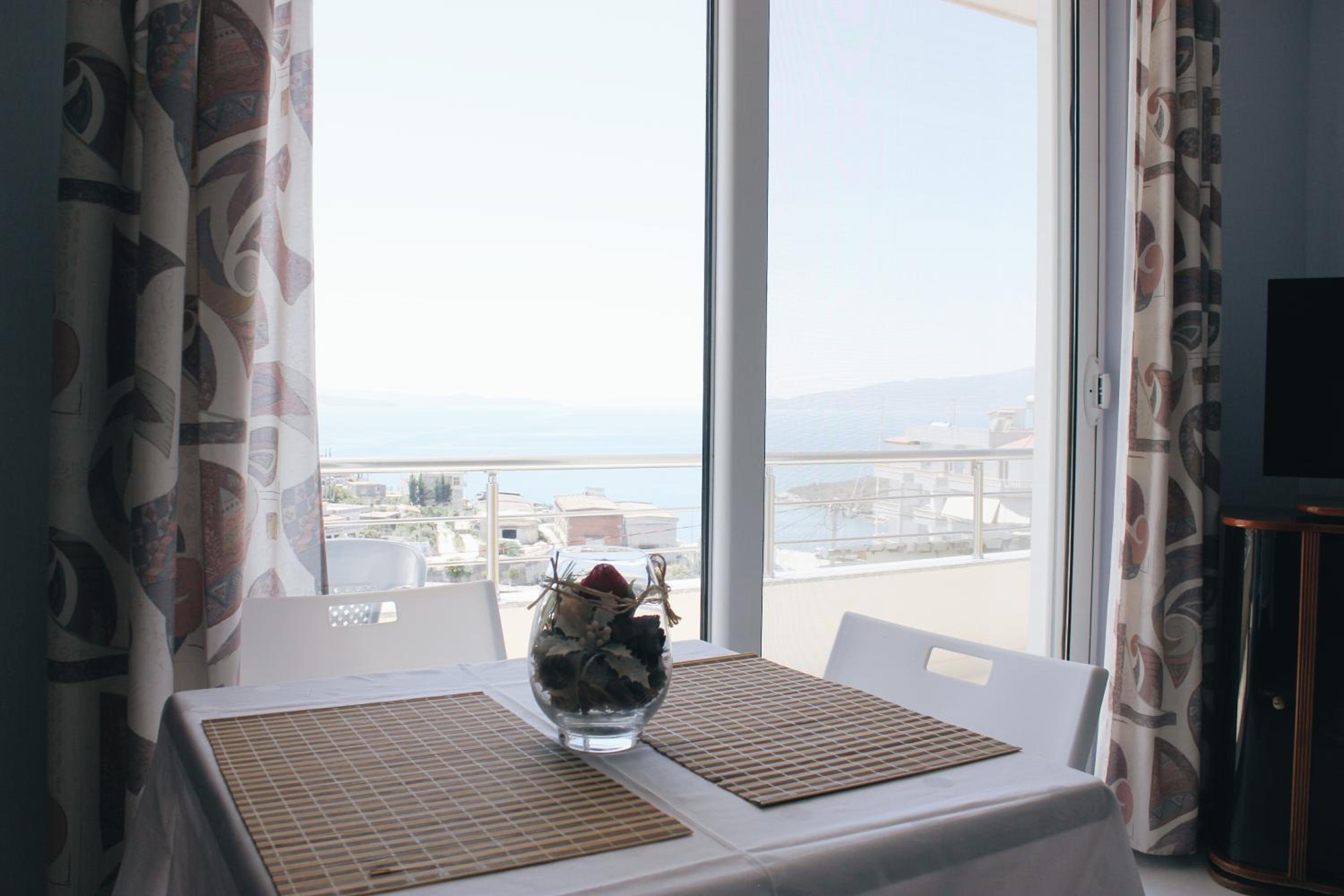 Elti Apartment