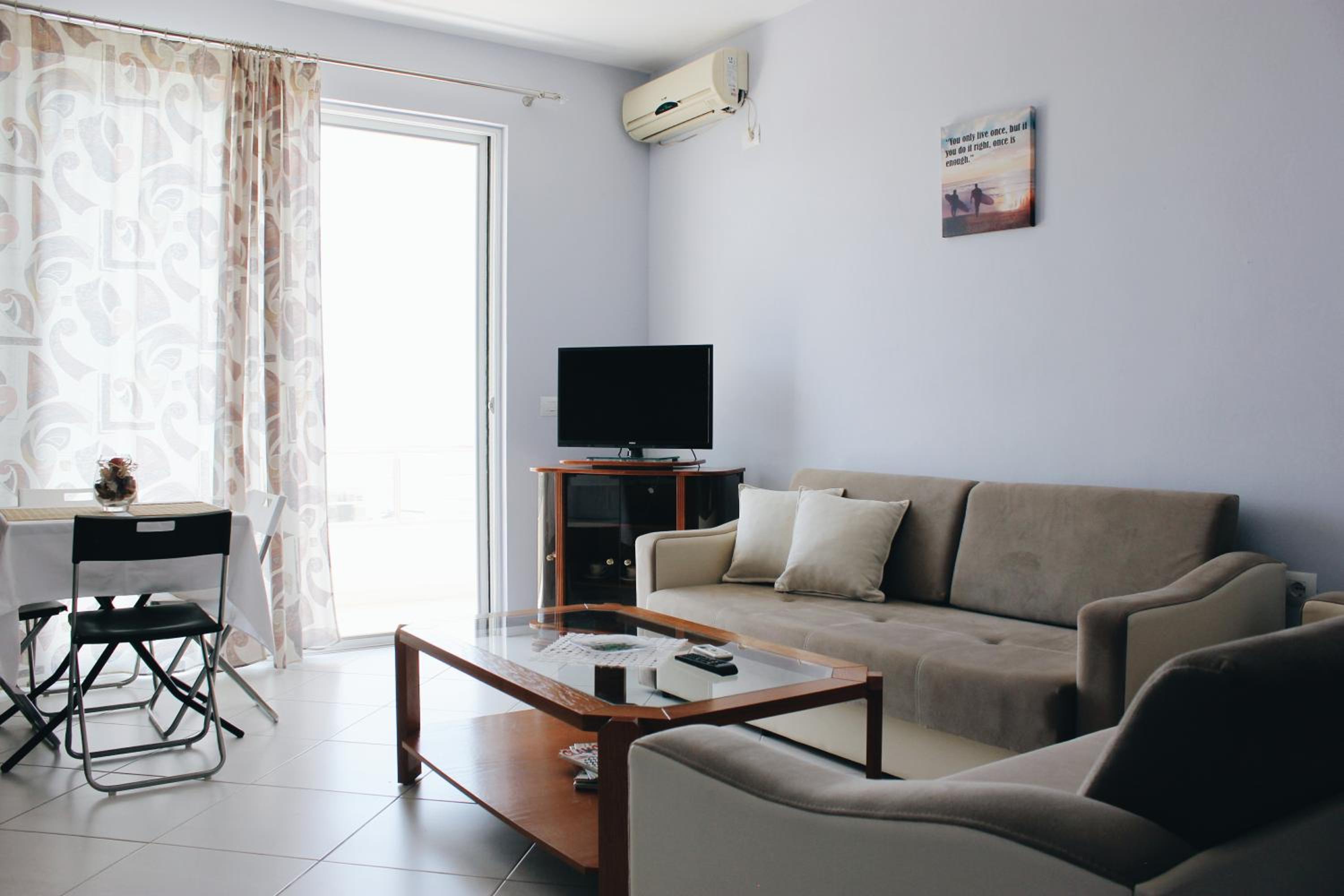 Elti Apartment