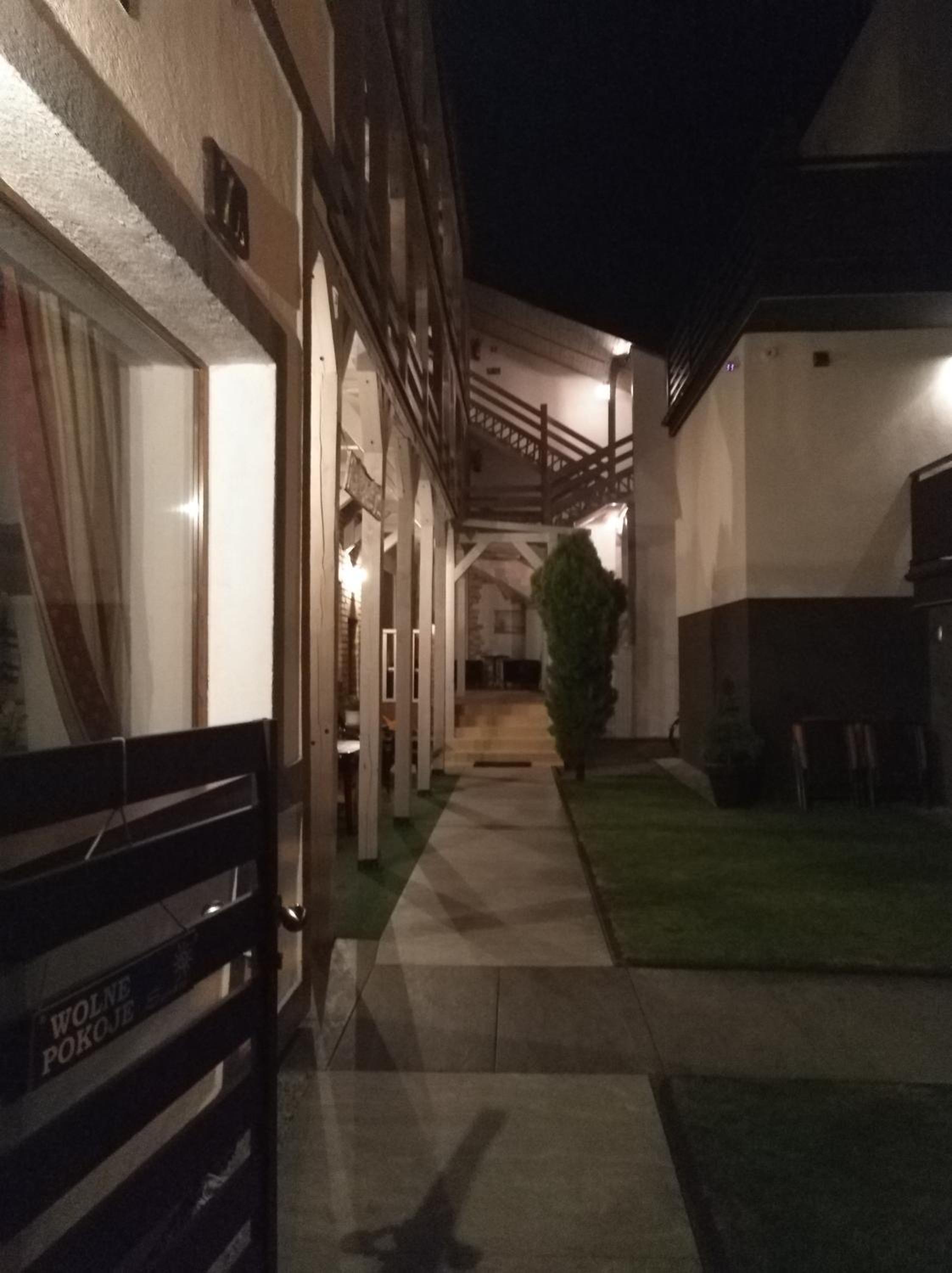 Photo 46