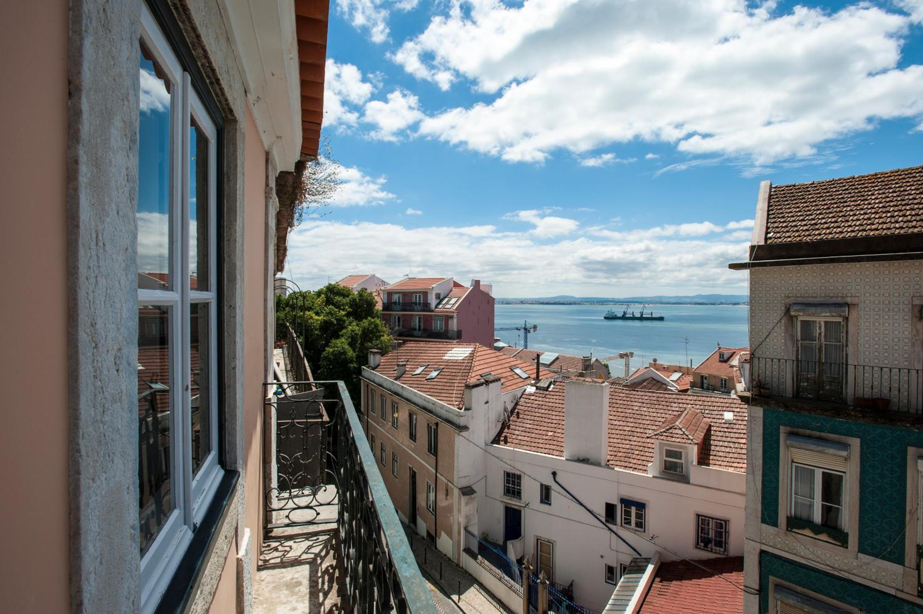 Portas do Teatro Apartments view 3