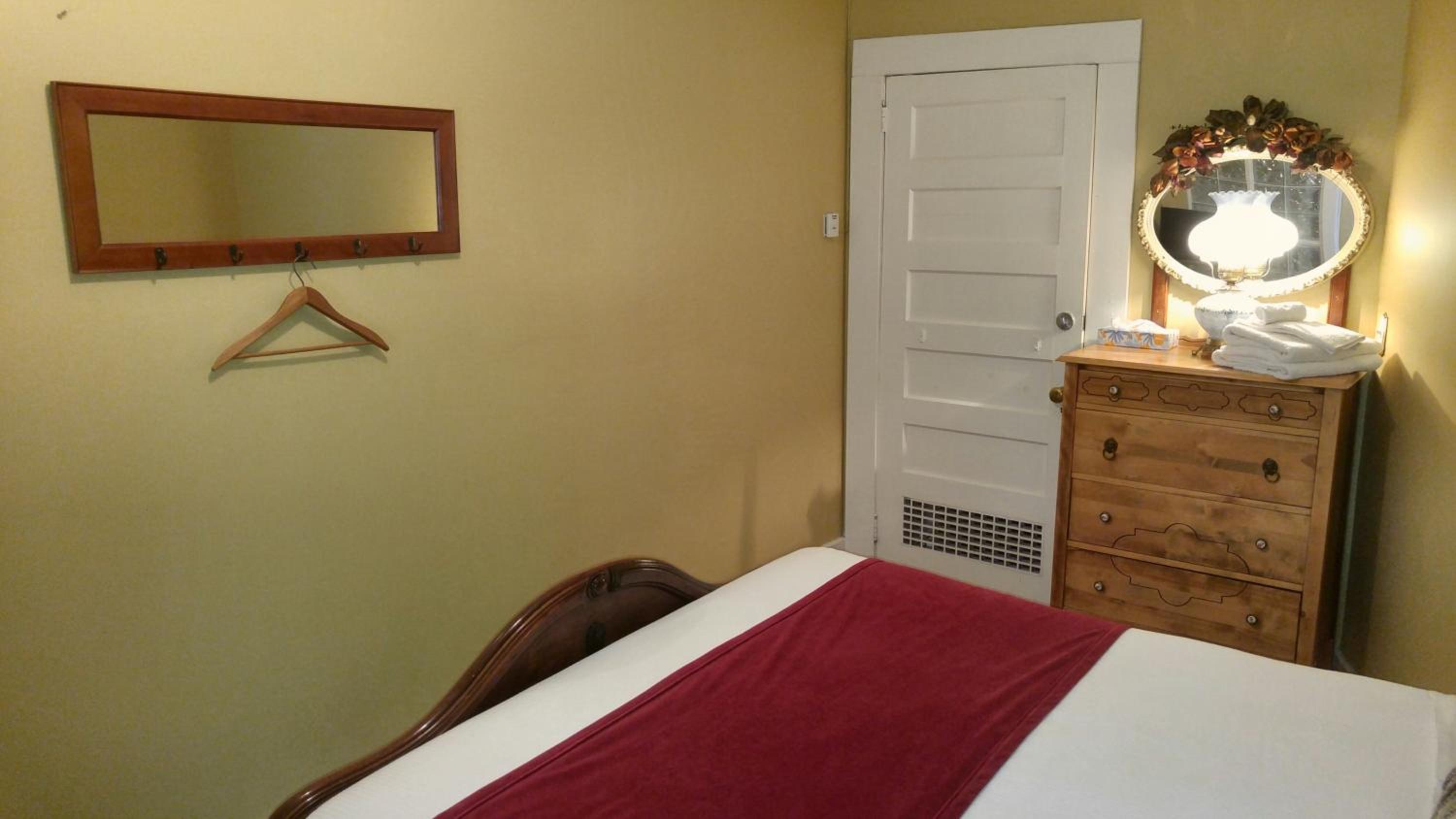 Port Albert Inn