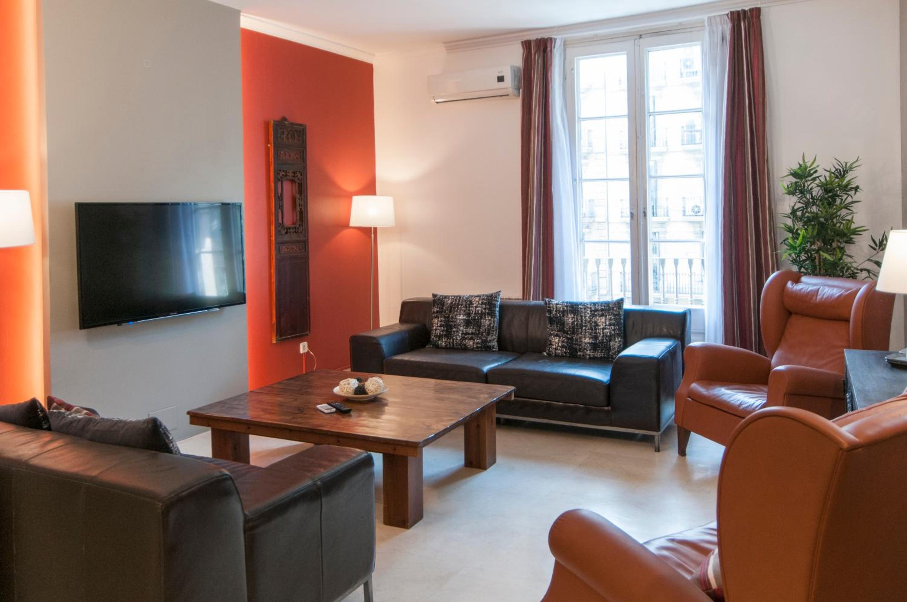 Serennia Apartamentos Ramblas - Plaça Catalunya