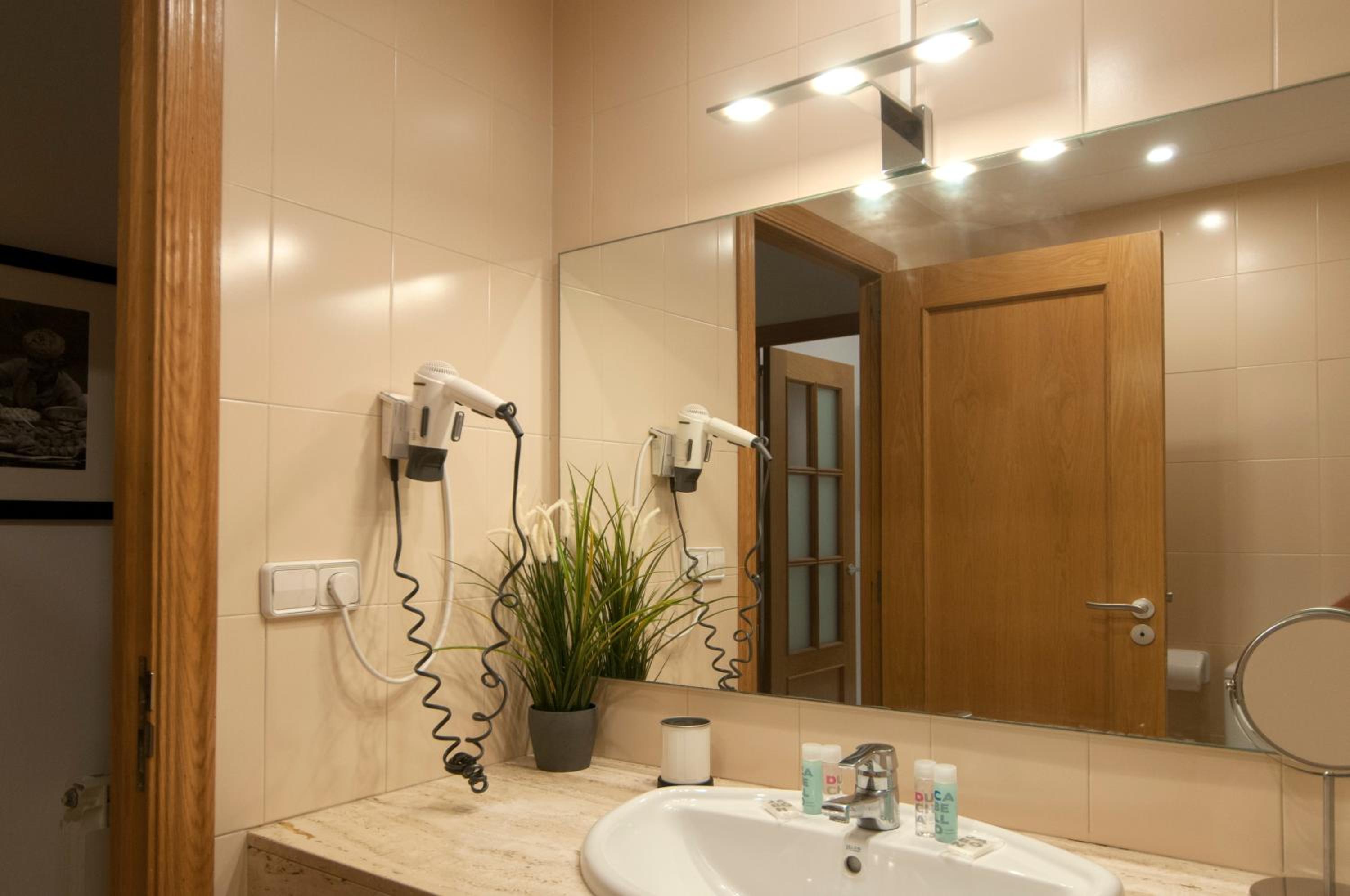 Serennia Apartamentos Ramblas - Plaça Catalunya