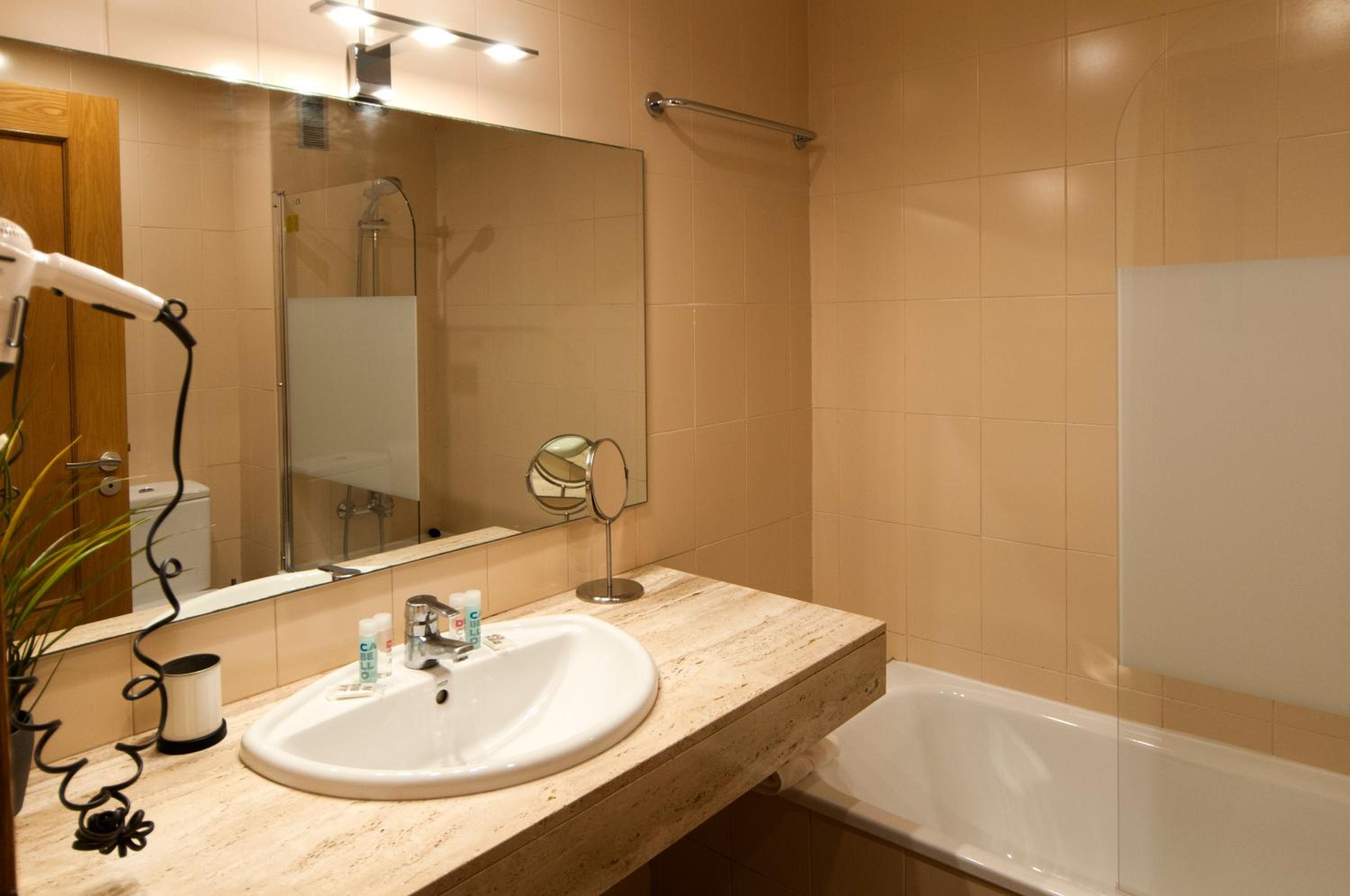 Serennia Apartamentos Ramblas - Plaça Catalunya
