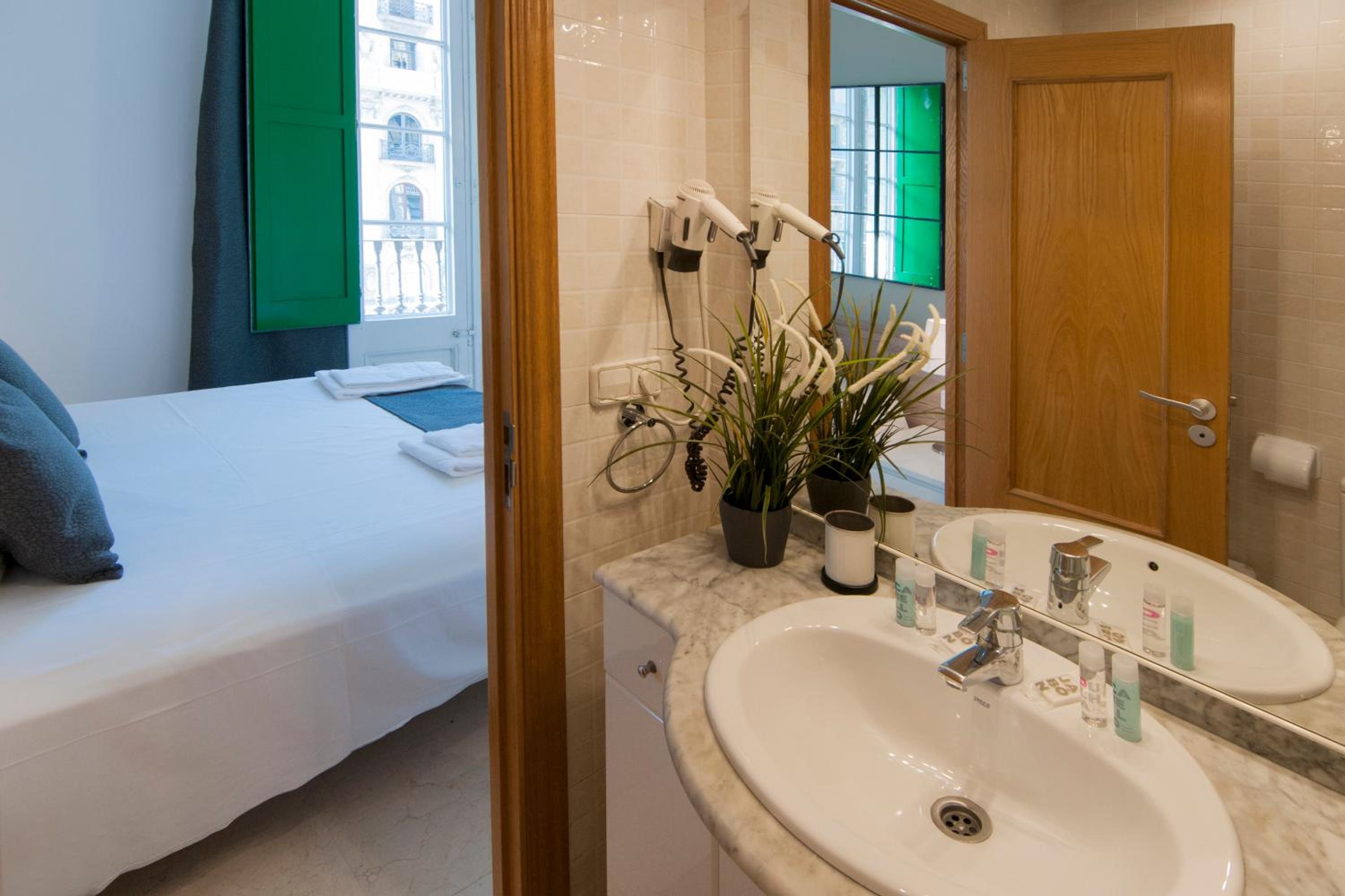 Serennia Apartamentos Ramblas - Plaça Catalunya