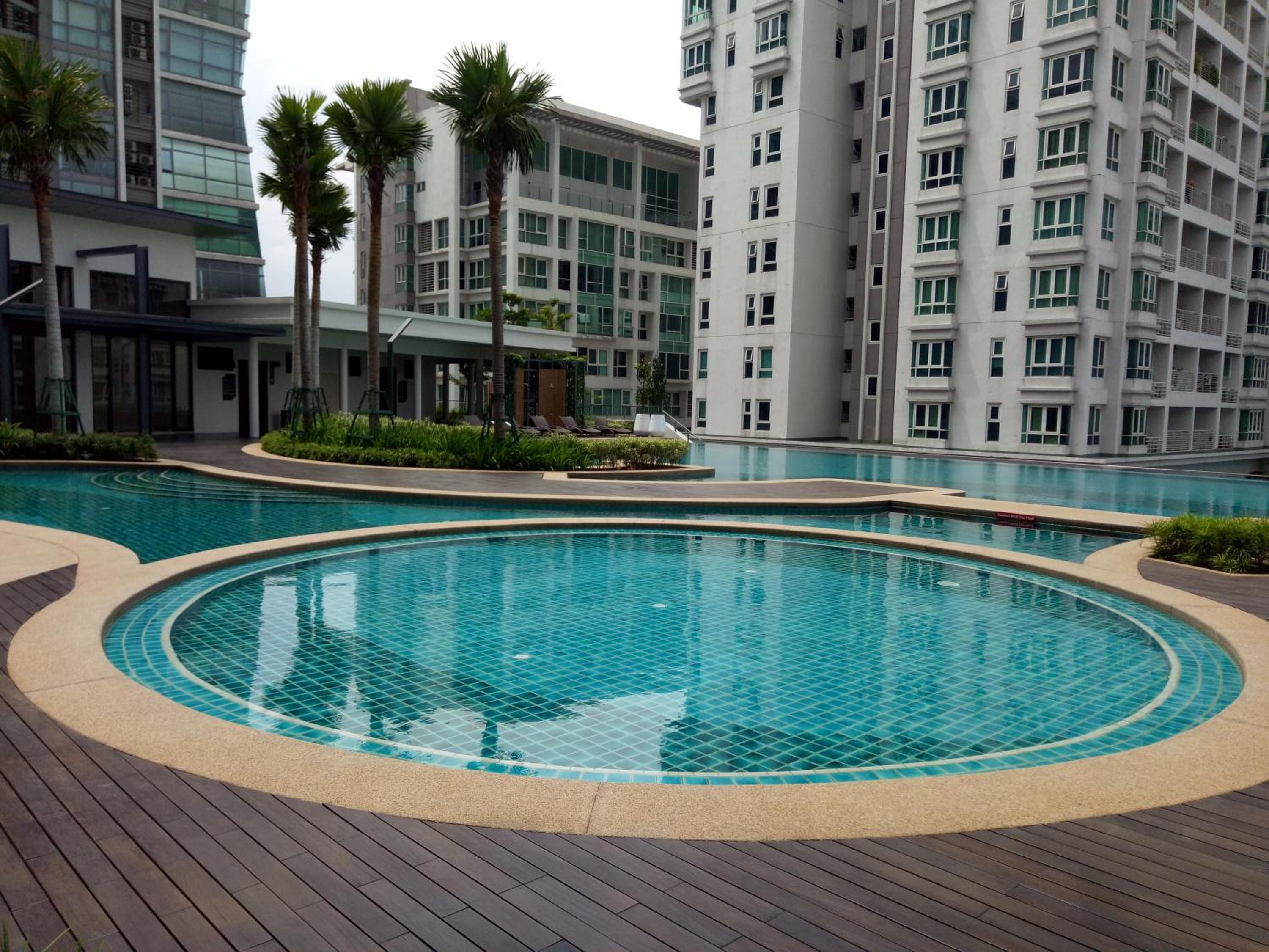 Sunway velocity with KLCC view - AJ Home
