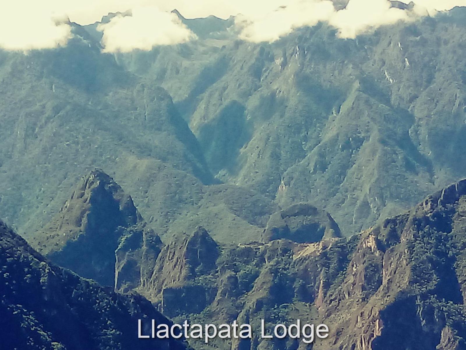 Llactapata Lodge overlooking Machu Picchu - camping - restaurant
