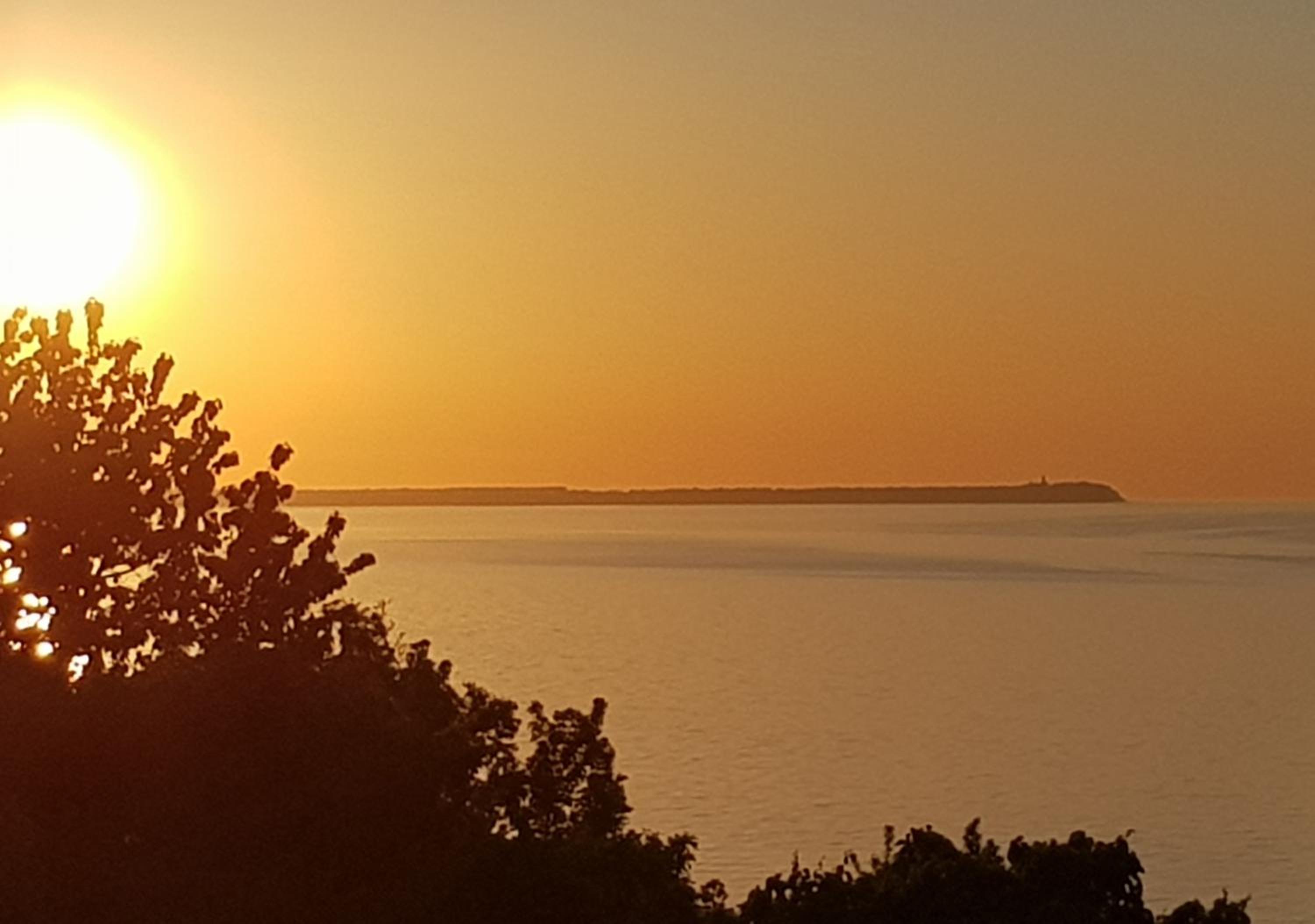 Über dem Meer view 2