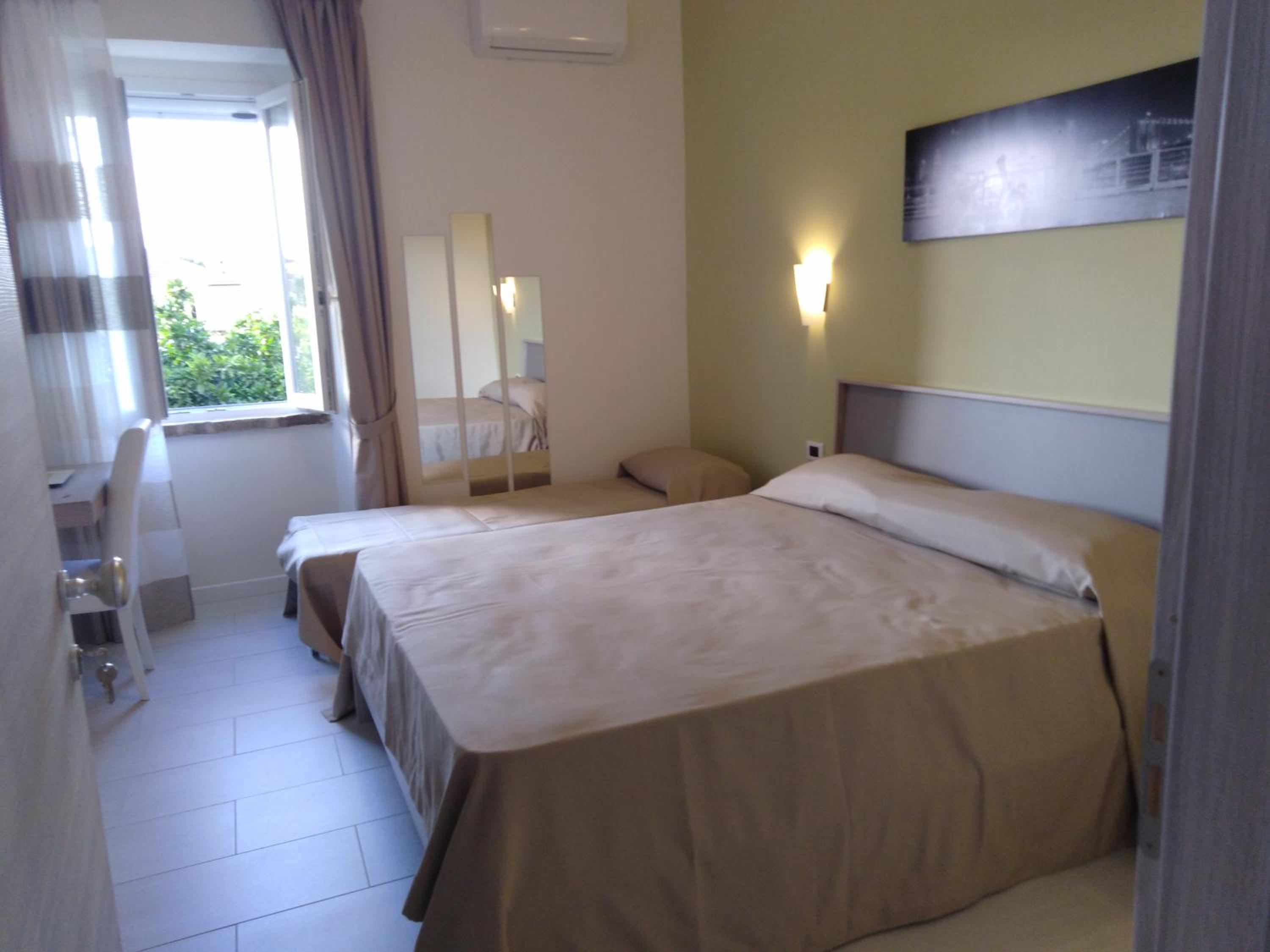 Santo's House view 4