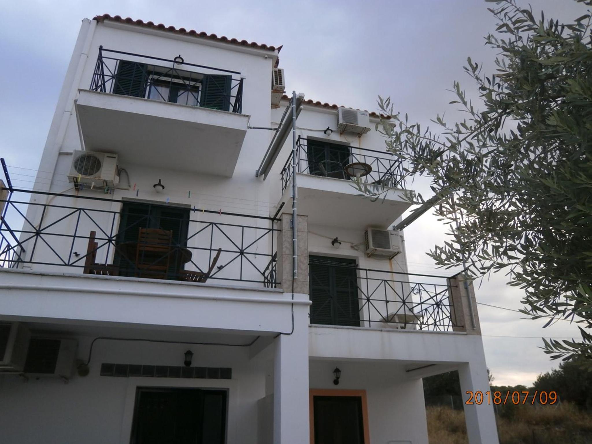 Flisvos Apartments photo 5