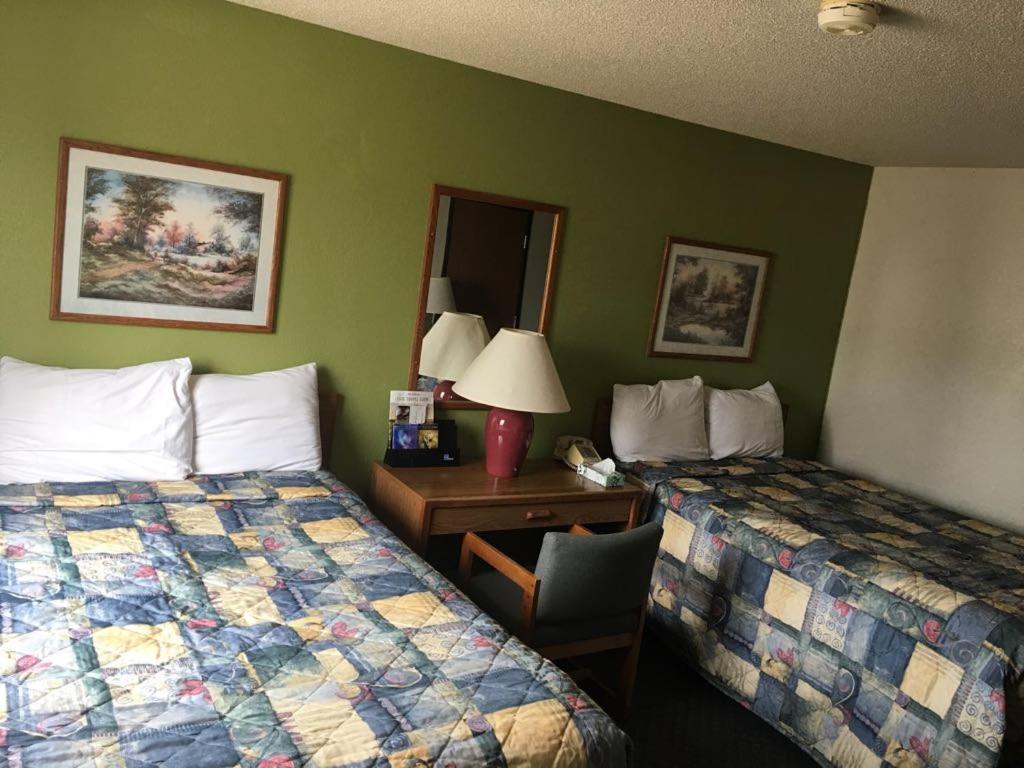 Prairie Rose inn view 4