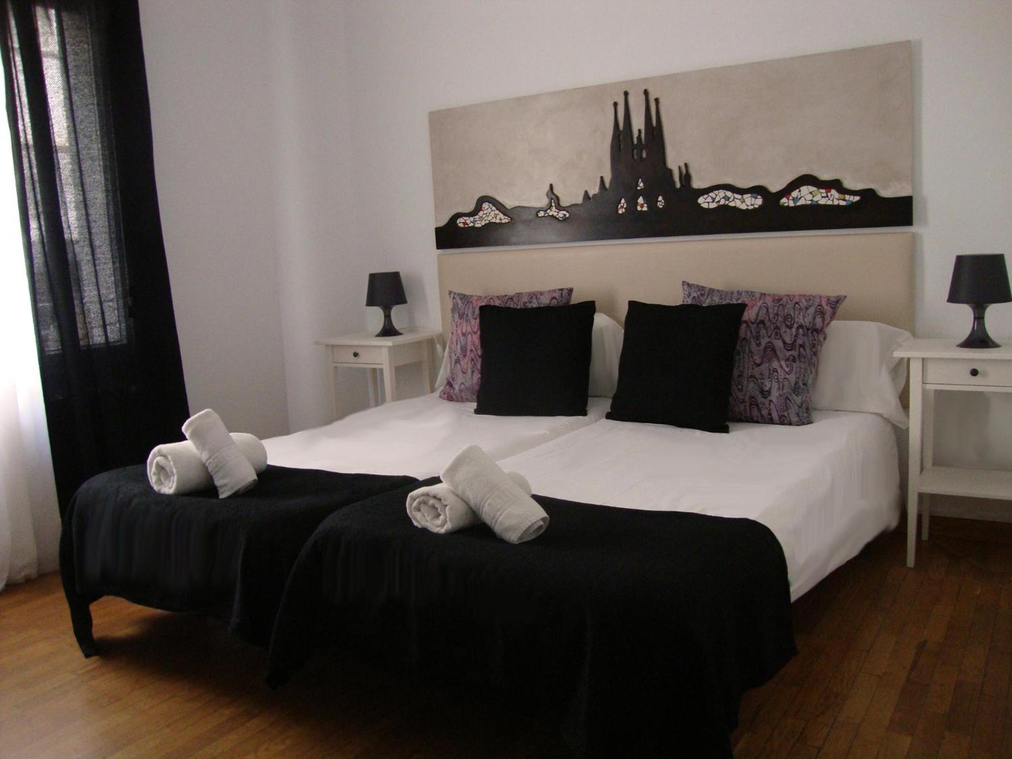 Petit Hotel - Image 3