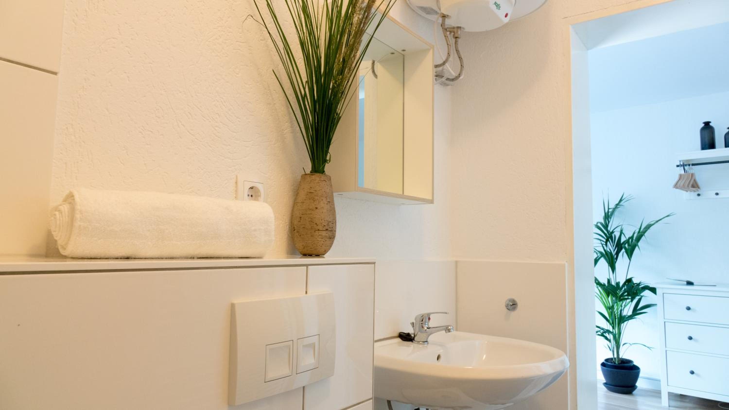 Wuppertal Vacations - Apartments an der Universitat - Property Image 2