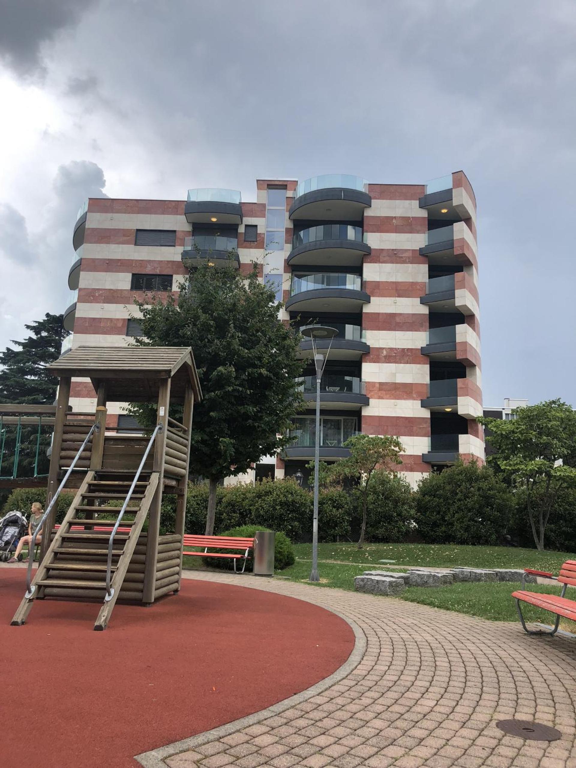 Roggia Apartments by Quokka 360 - central flats with parking space
