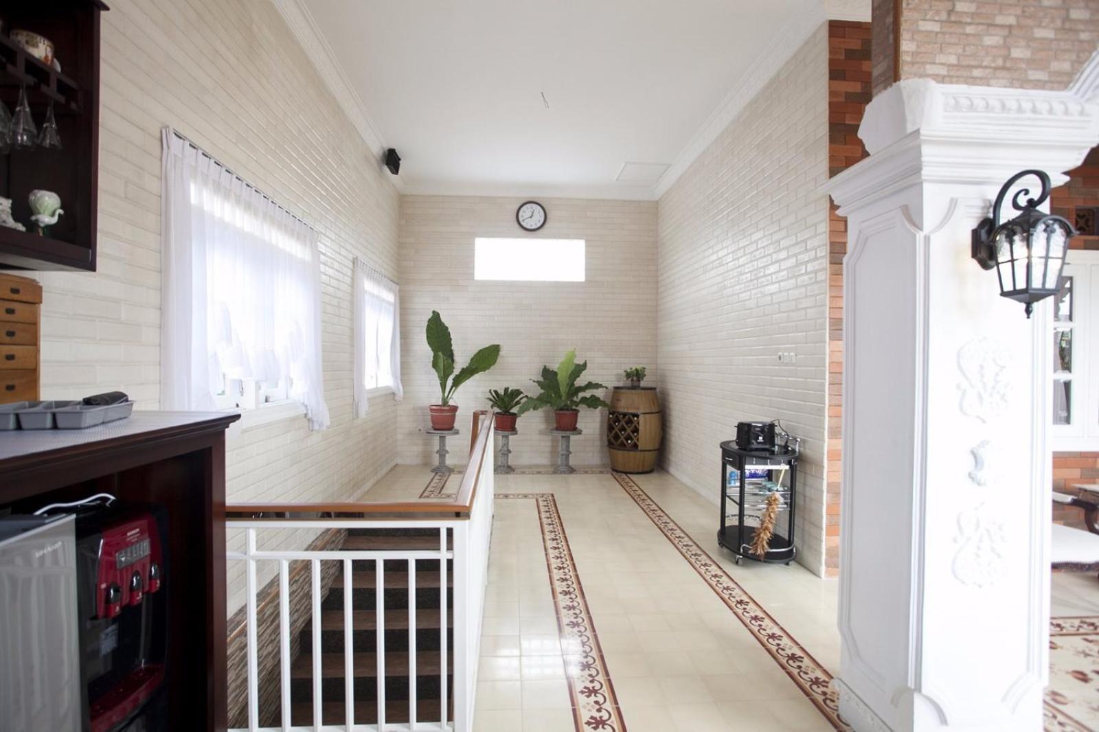Huis Van Gustafine Floor 2 view 4