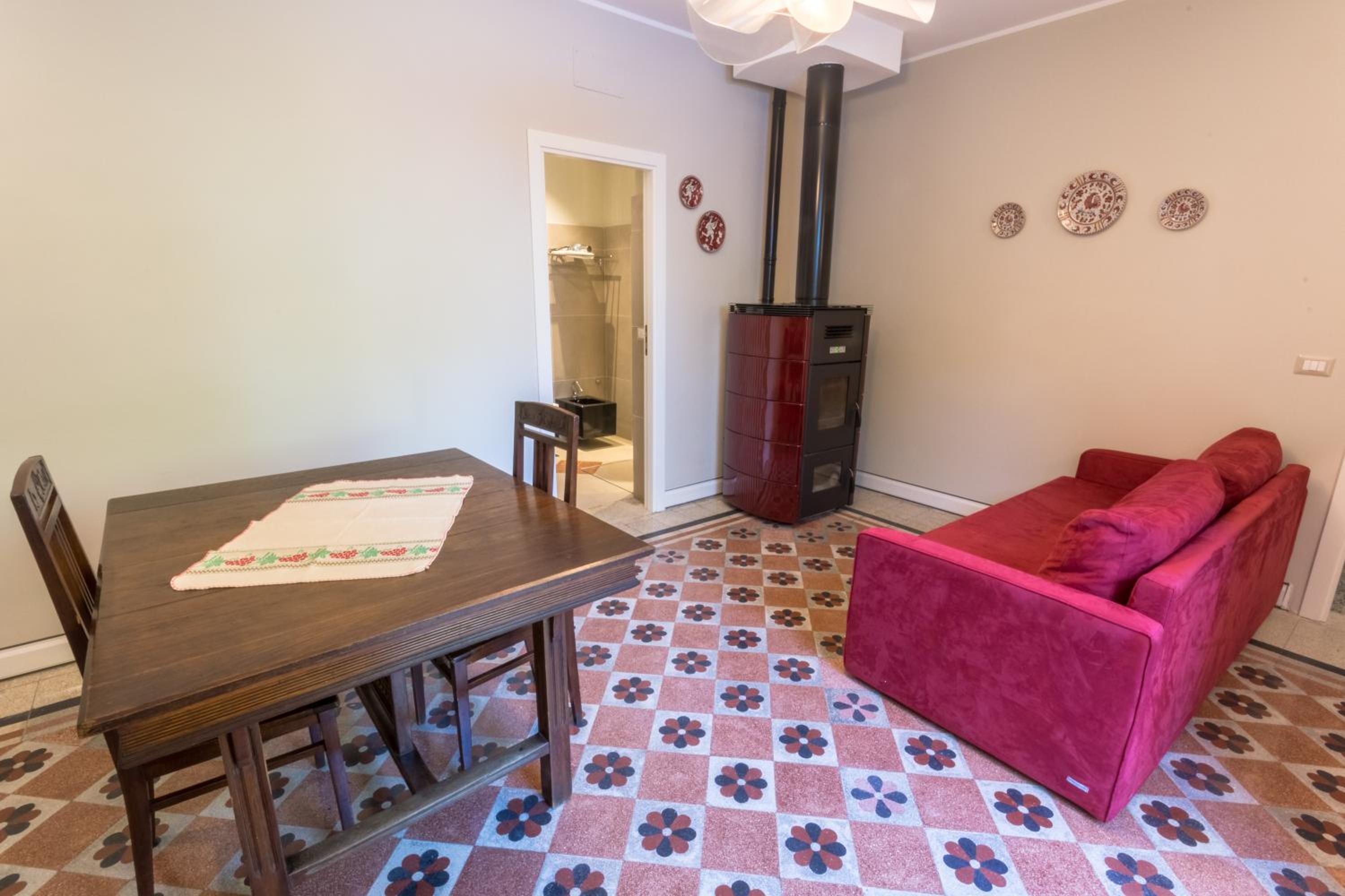 Photo 63