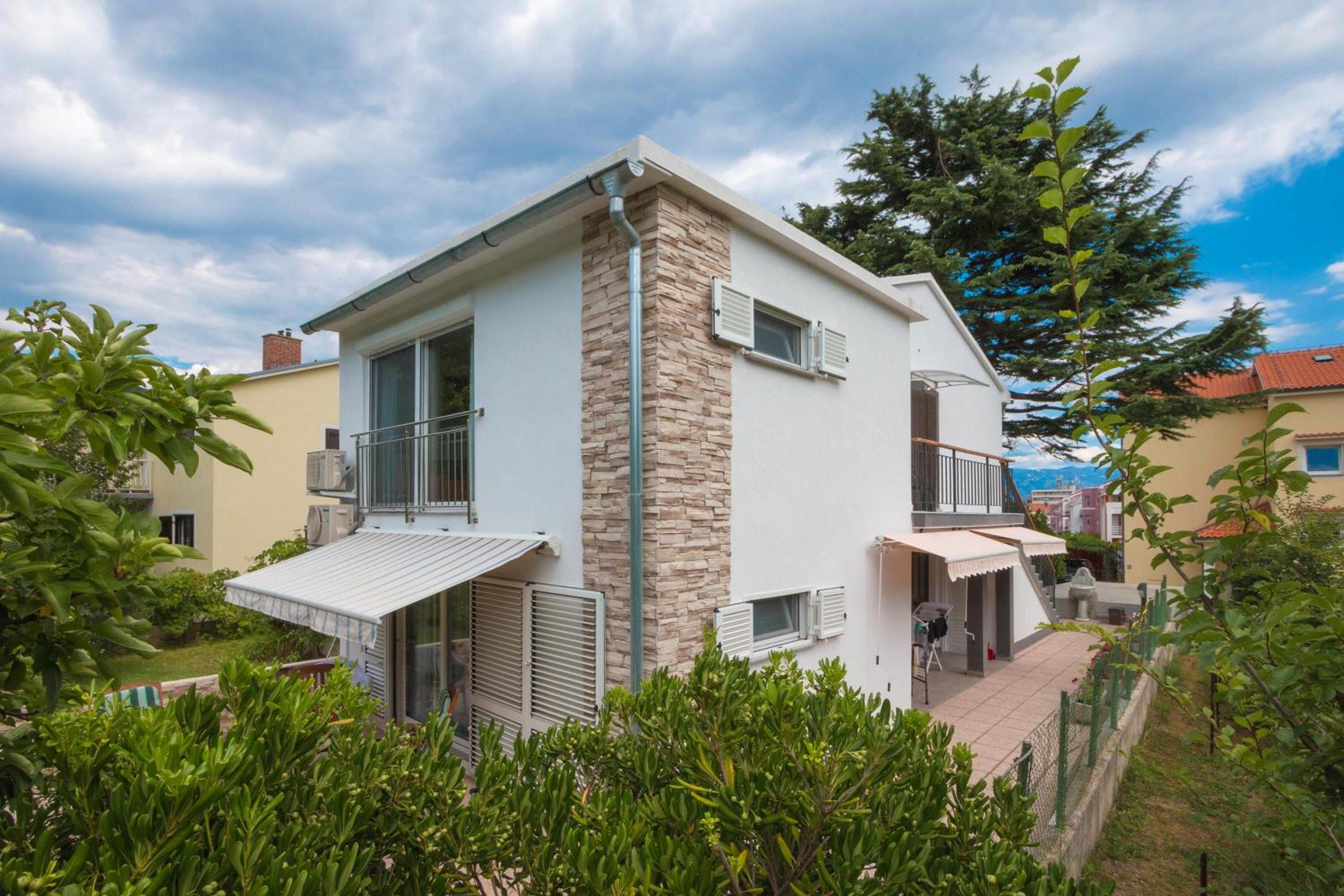 Apartments Tomasic