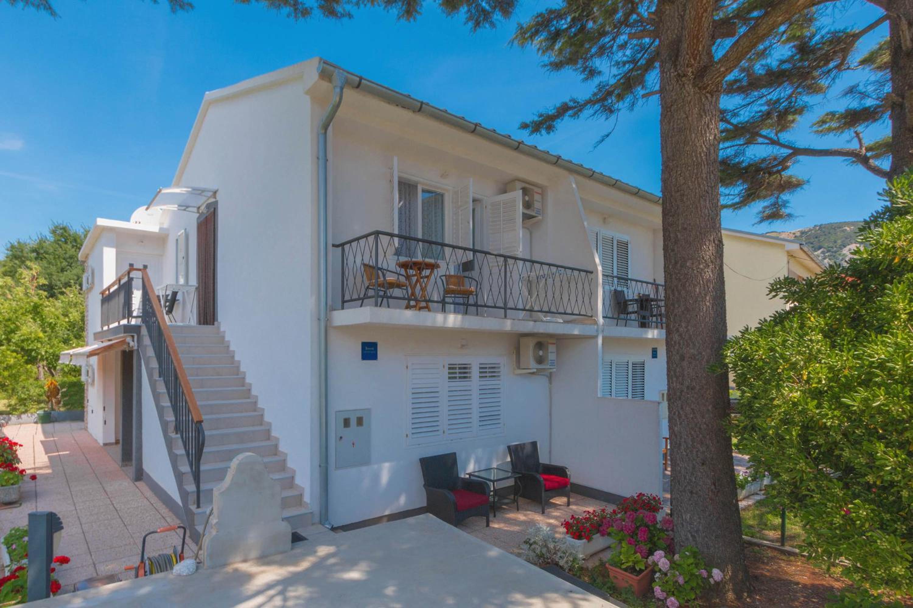 Apartments Tomasic