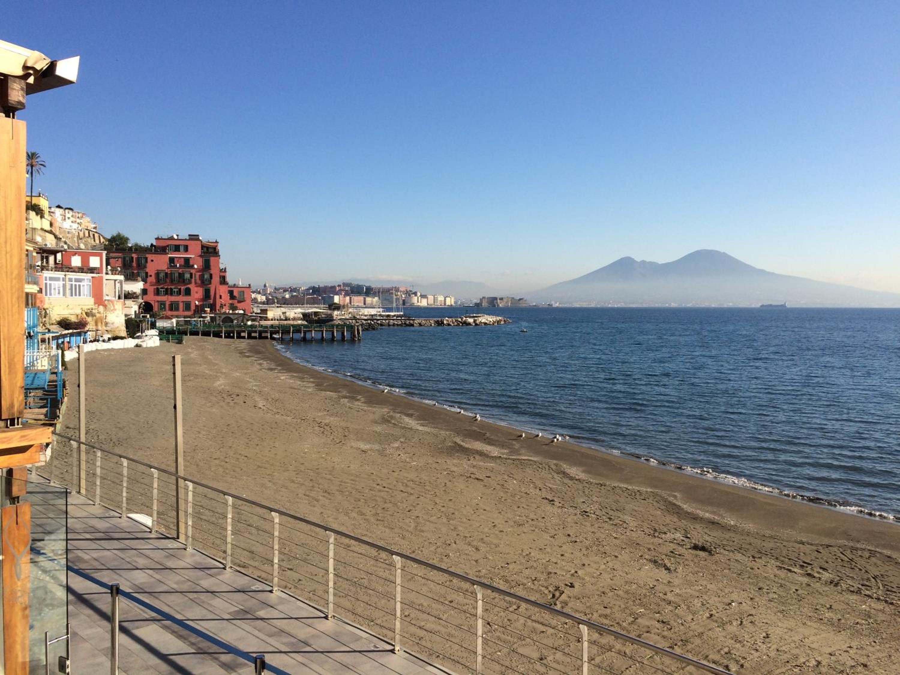 Base Napoli Mergellina