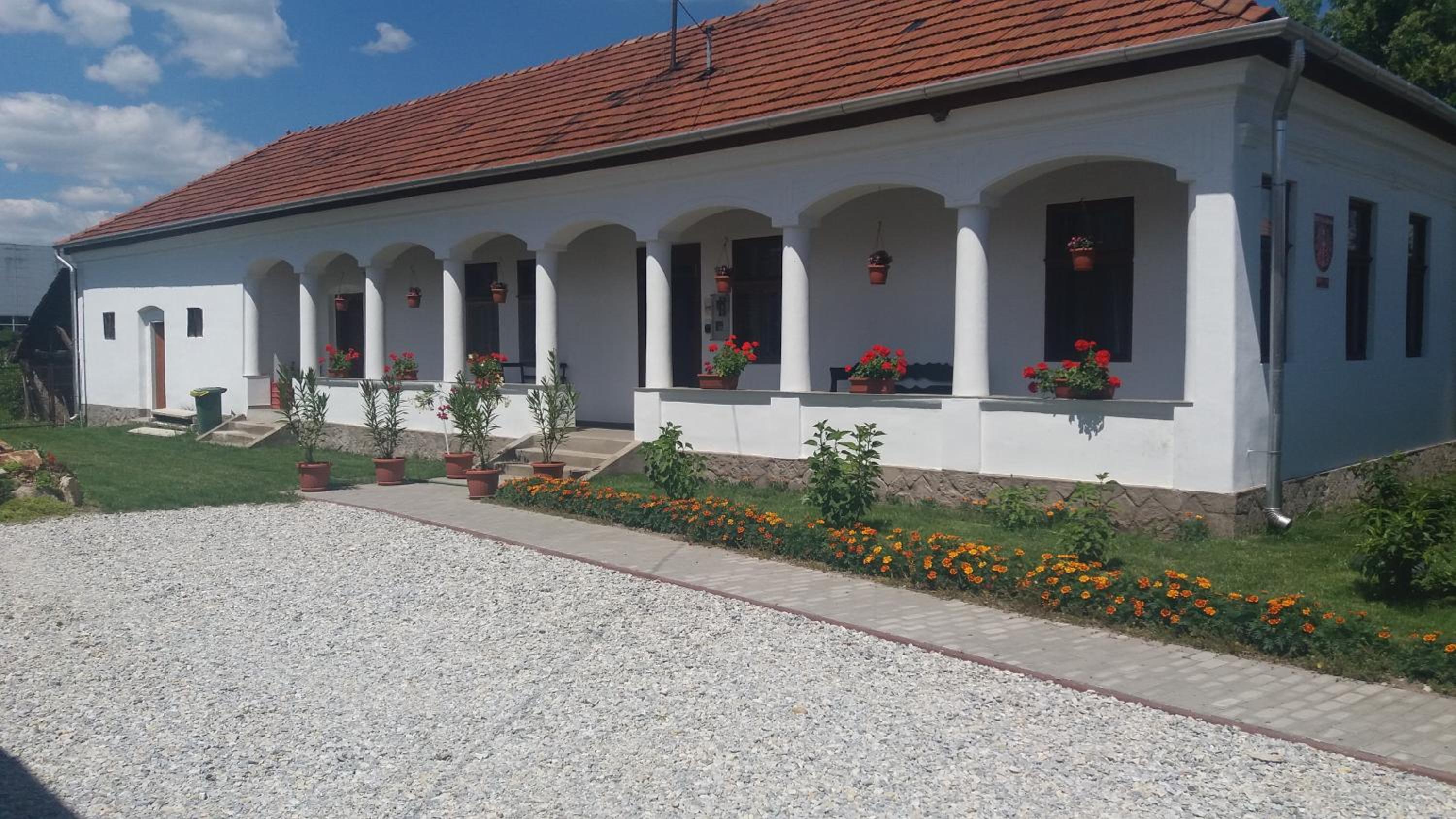 Heni Vendégháza
