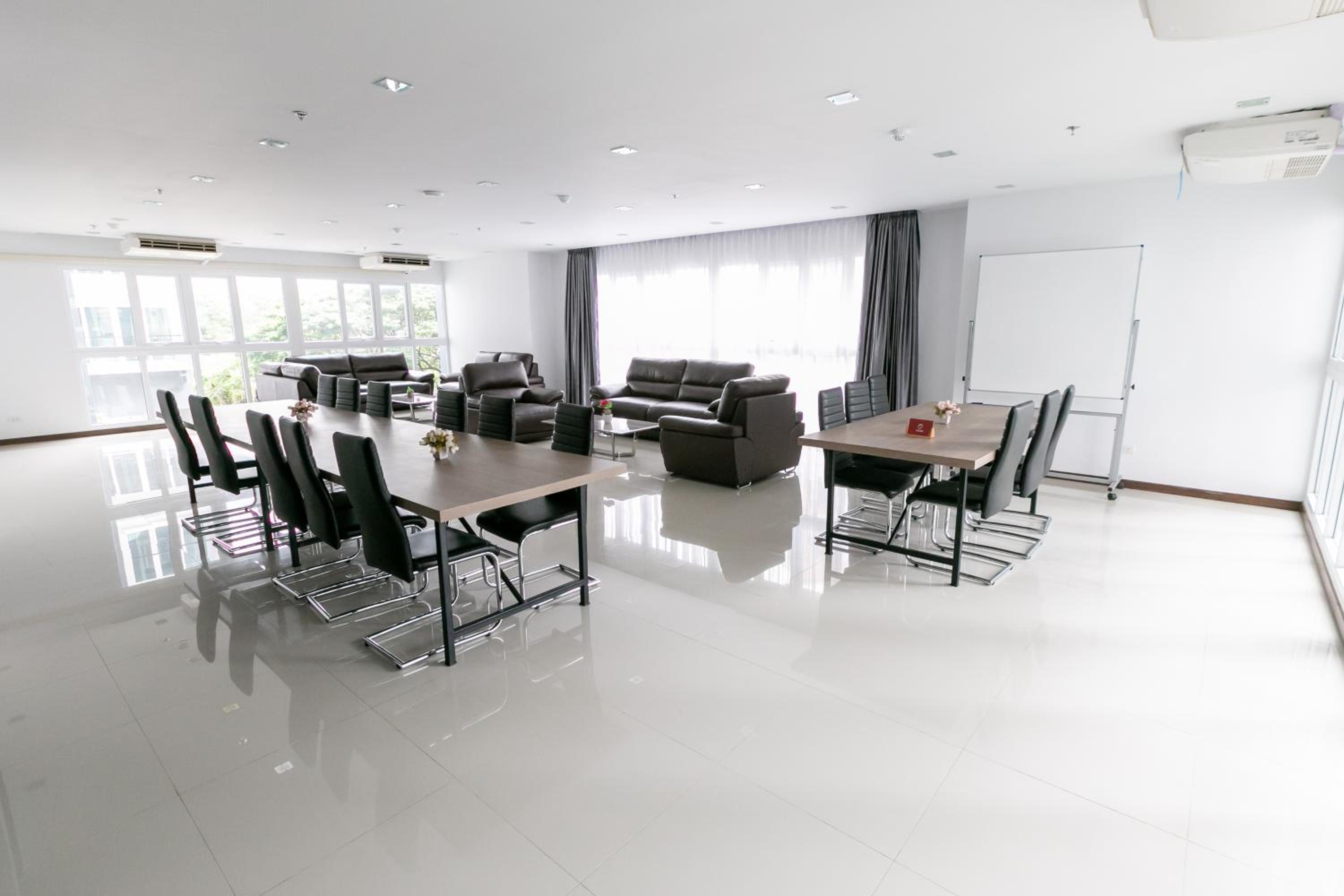 meeting & event spaces