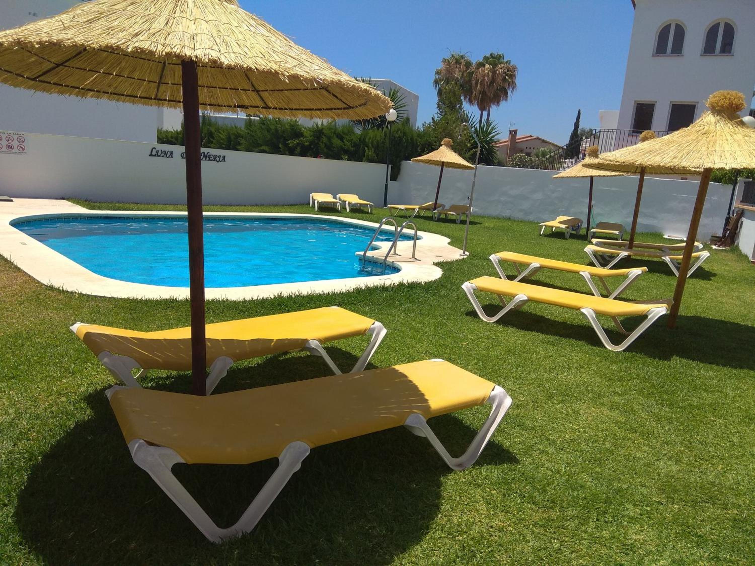 Apartamentos Luna de Nerja photo 4