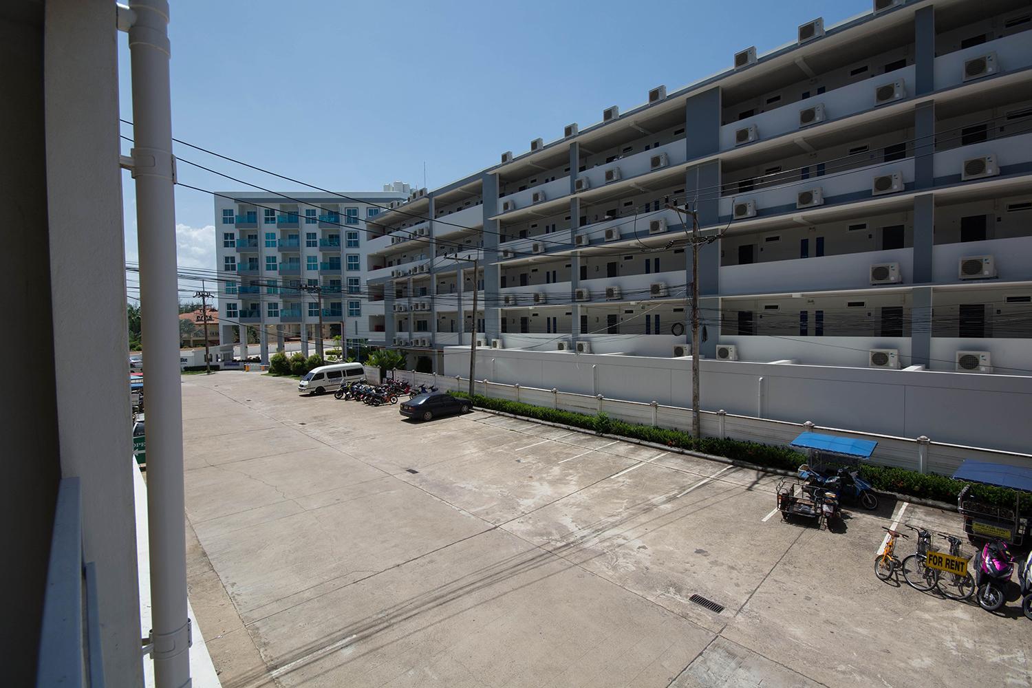 Avatara Condo B24 by malai view 5